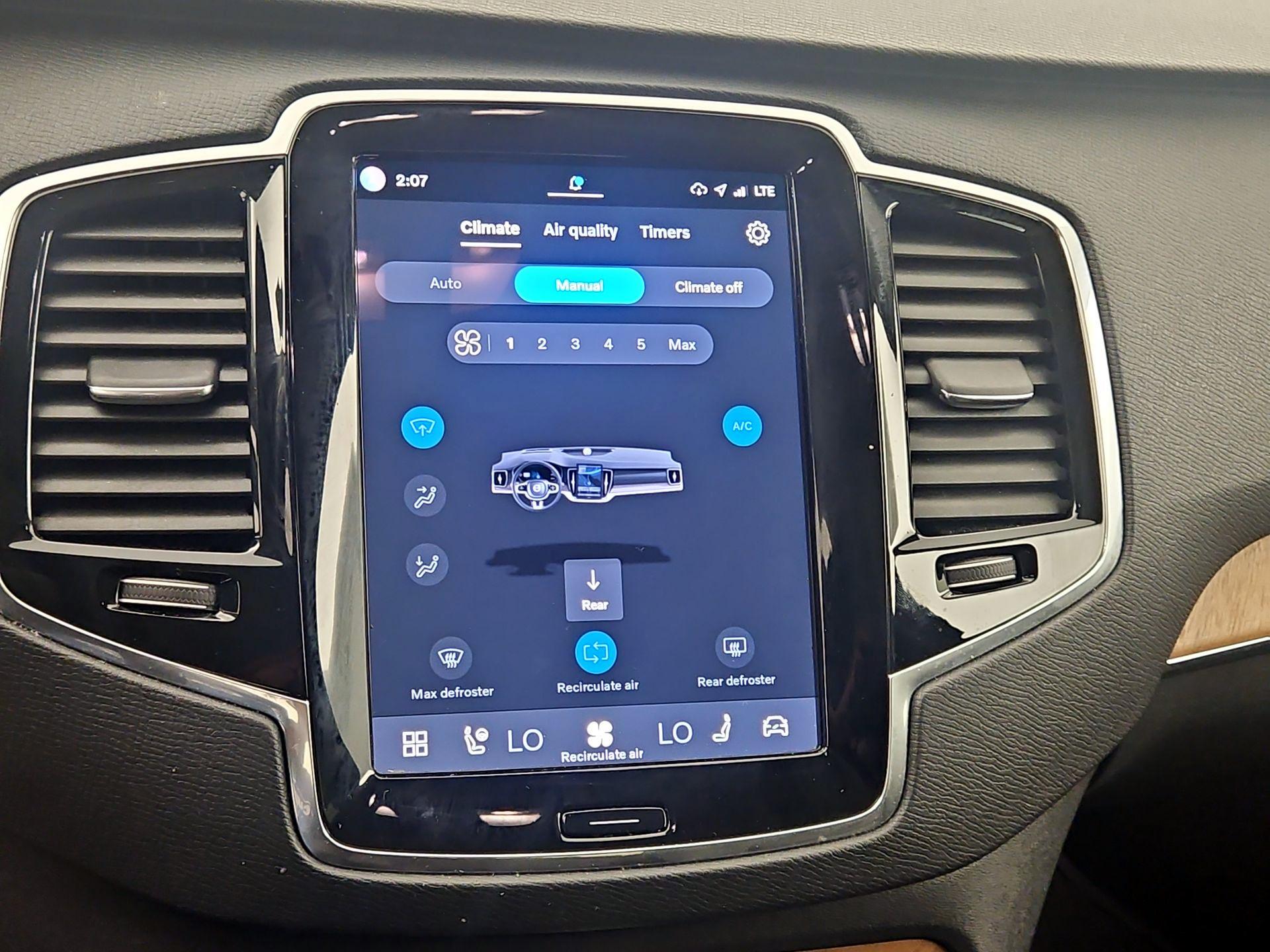Thumbnail: 2023 Volvo XC90 - 17