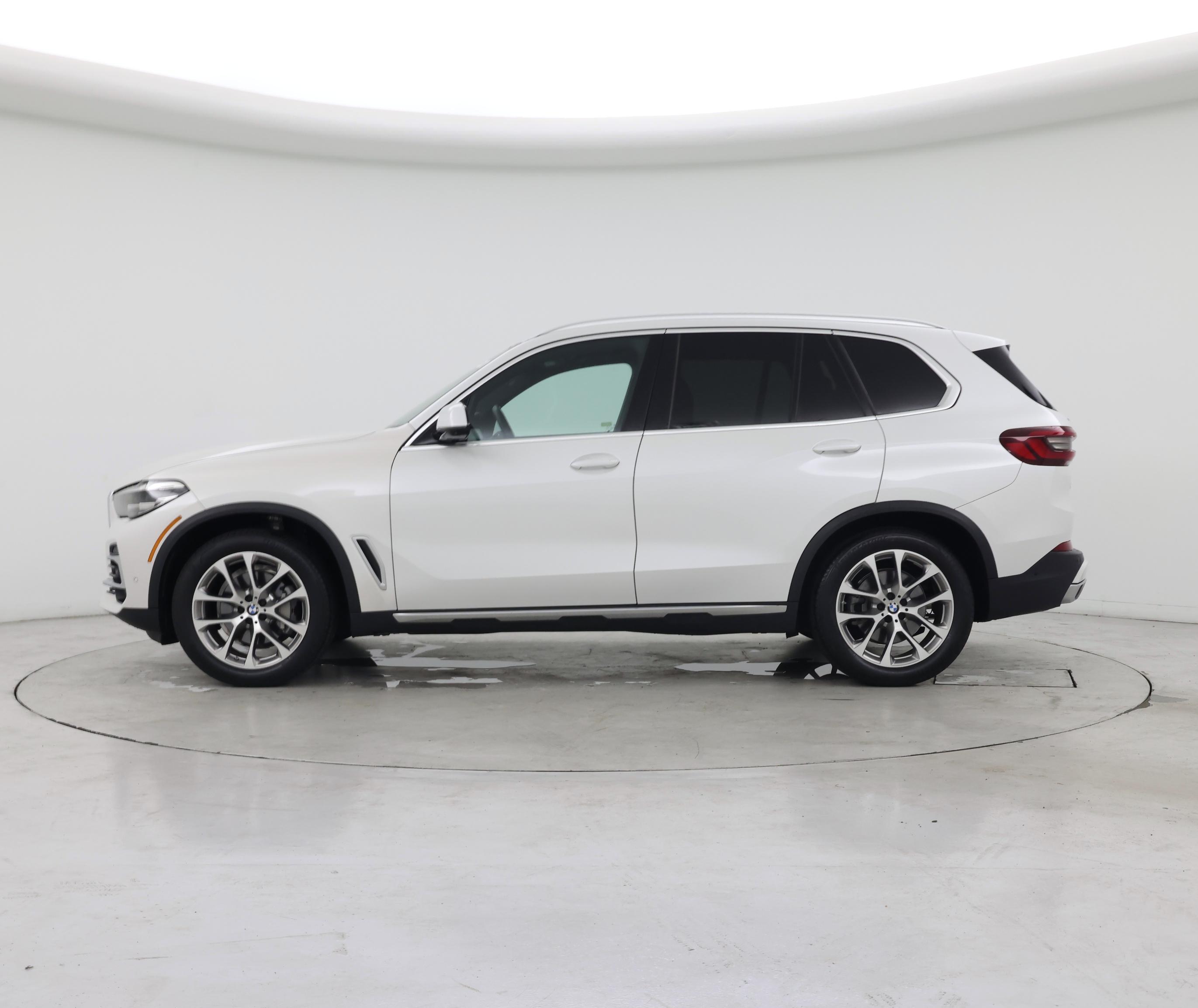 Thumbnail: 2022 BMW X5 - 3