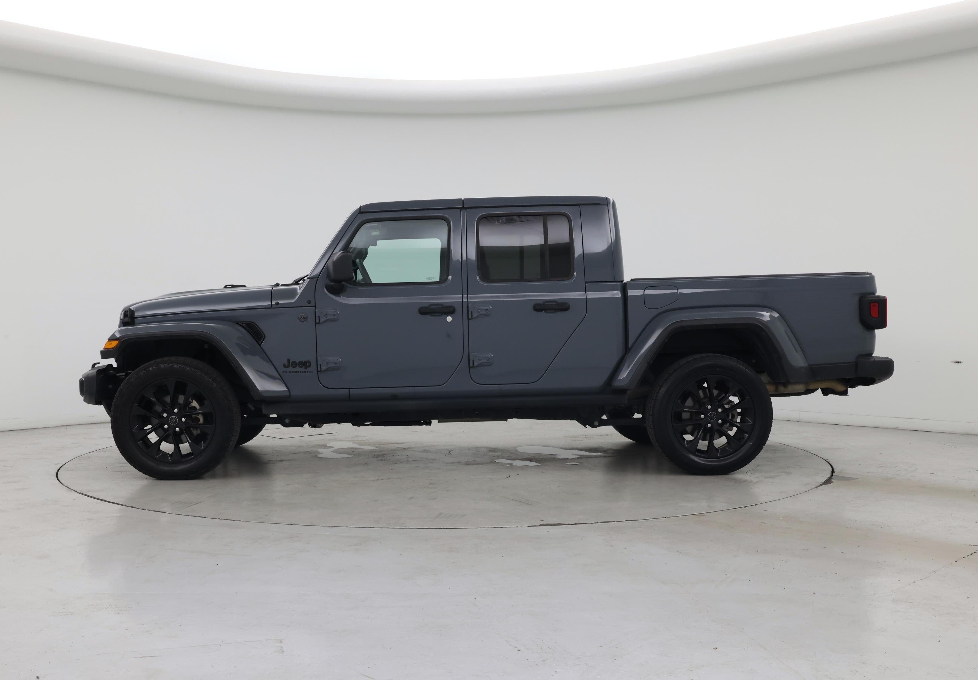 Thumbnail: 2025 Jeep Gladiator - 3