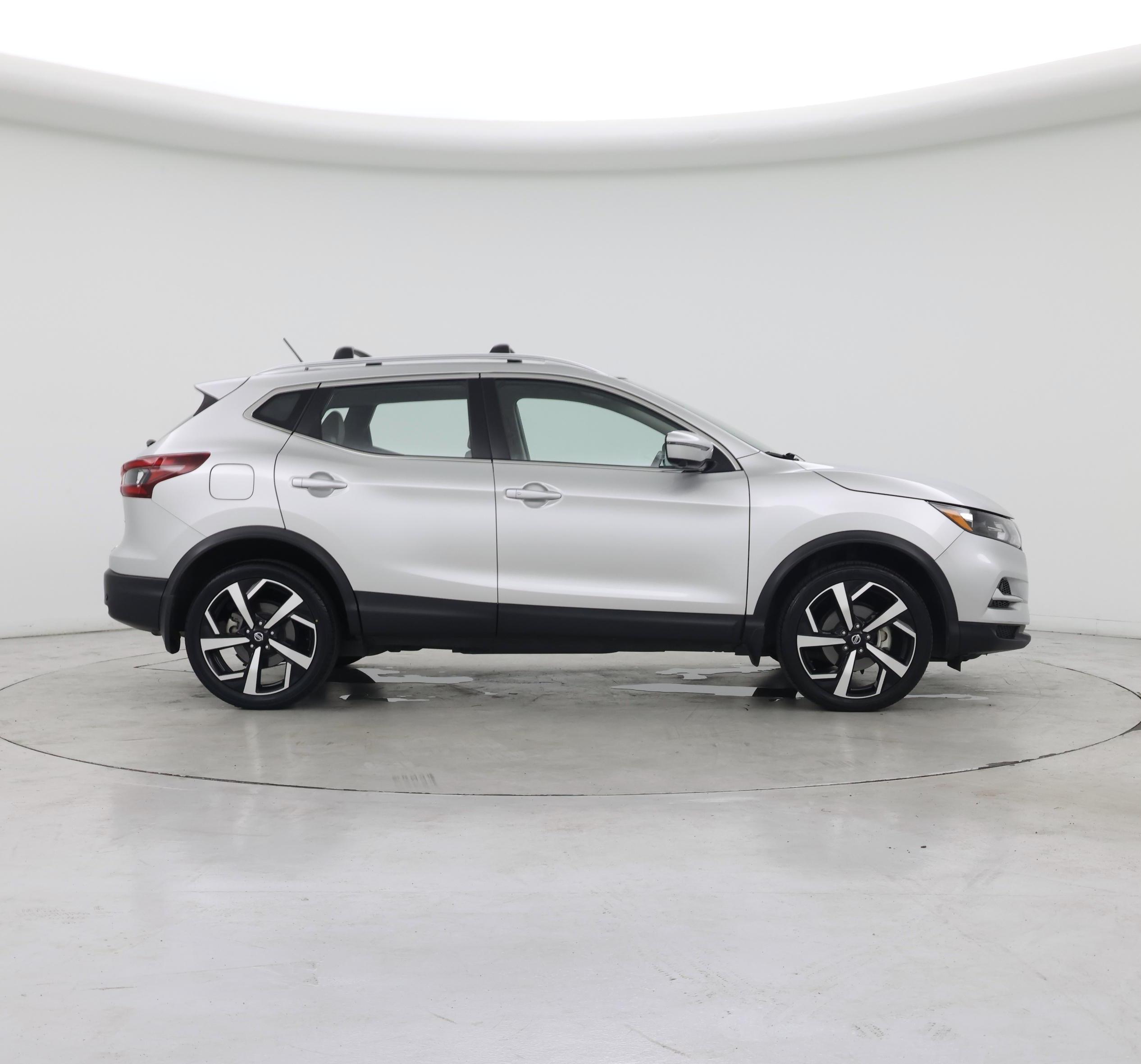 Thumbnail: 2022 Nissan Rogue Sport - 7