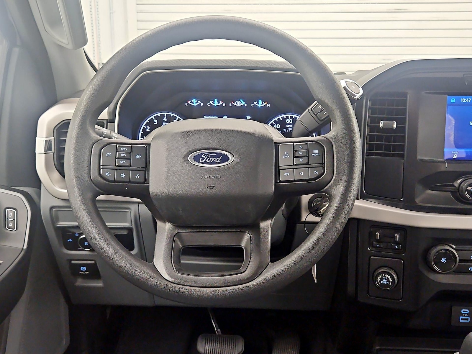 2023 Ford F-150 XL - Photo 11