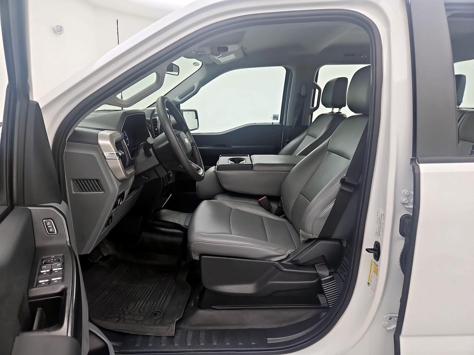 2023 Ford F-150 XL - Photo 12