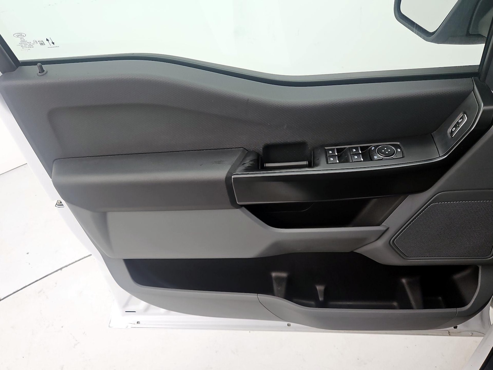 2023 Ford F-150 XL - Photo 13