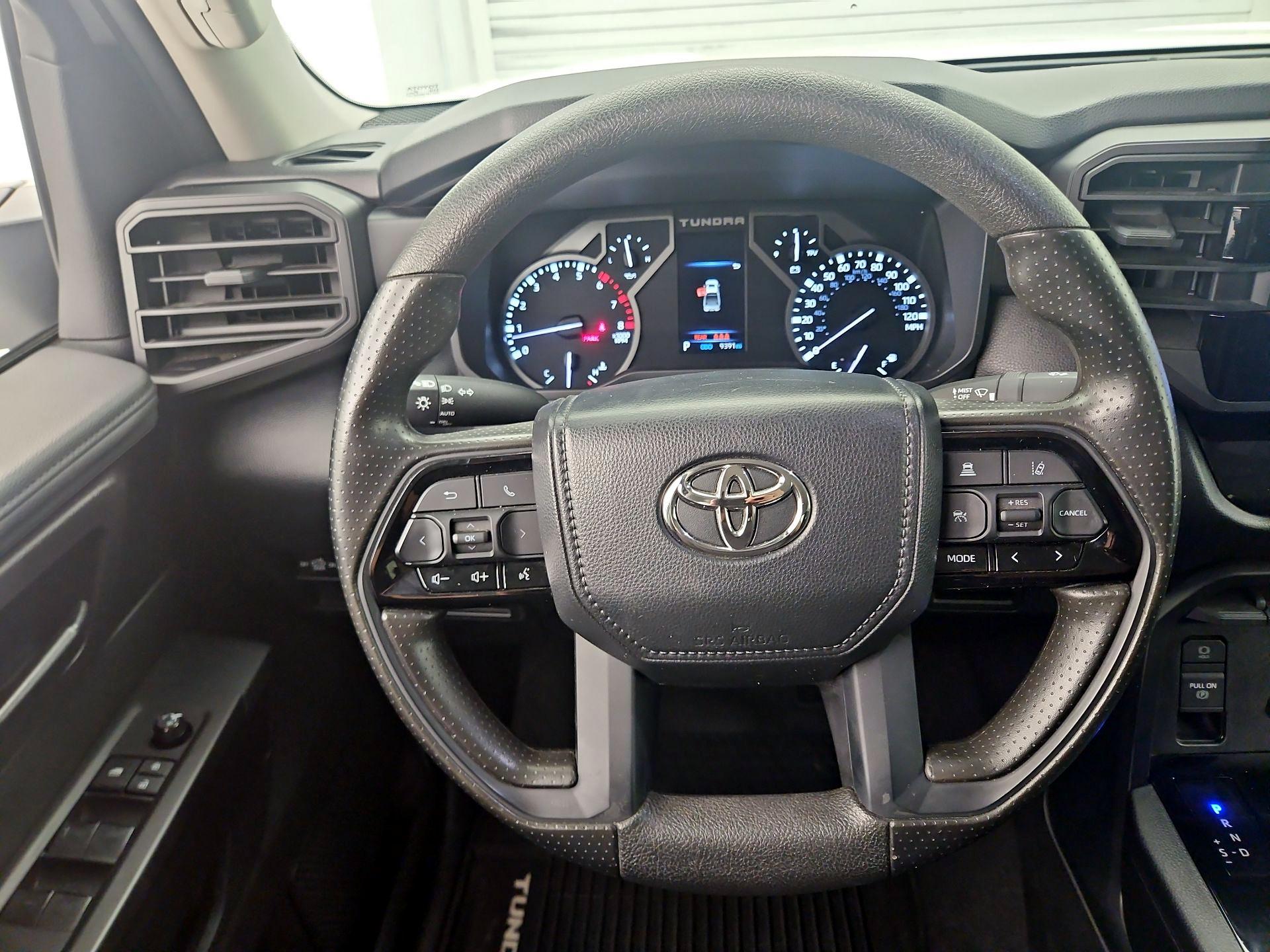 Thumbnail: 2024 Toyota Tundra - 10