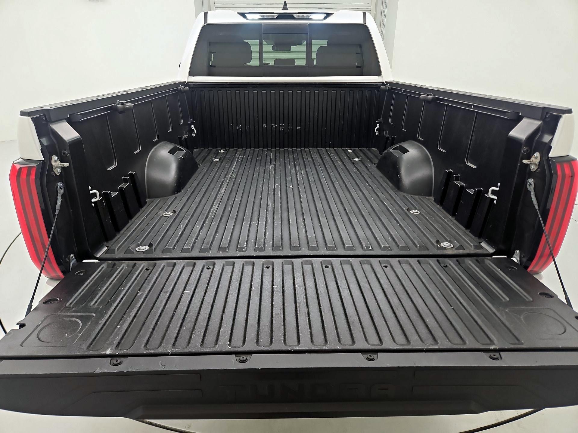 Thumbnail: 2024 Toyota Tundra - 20