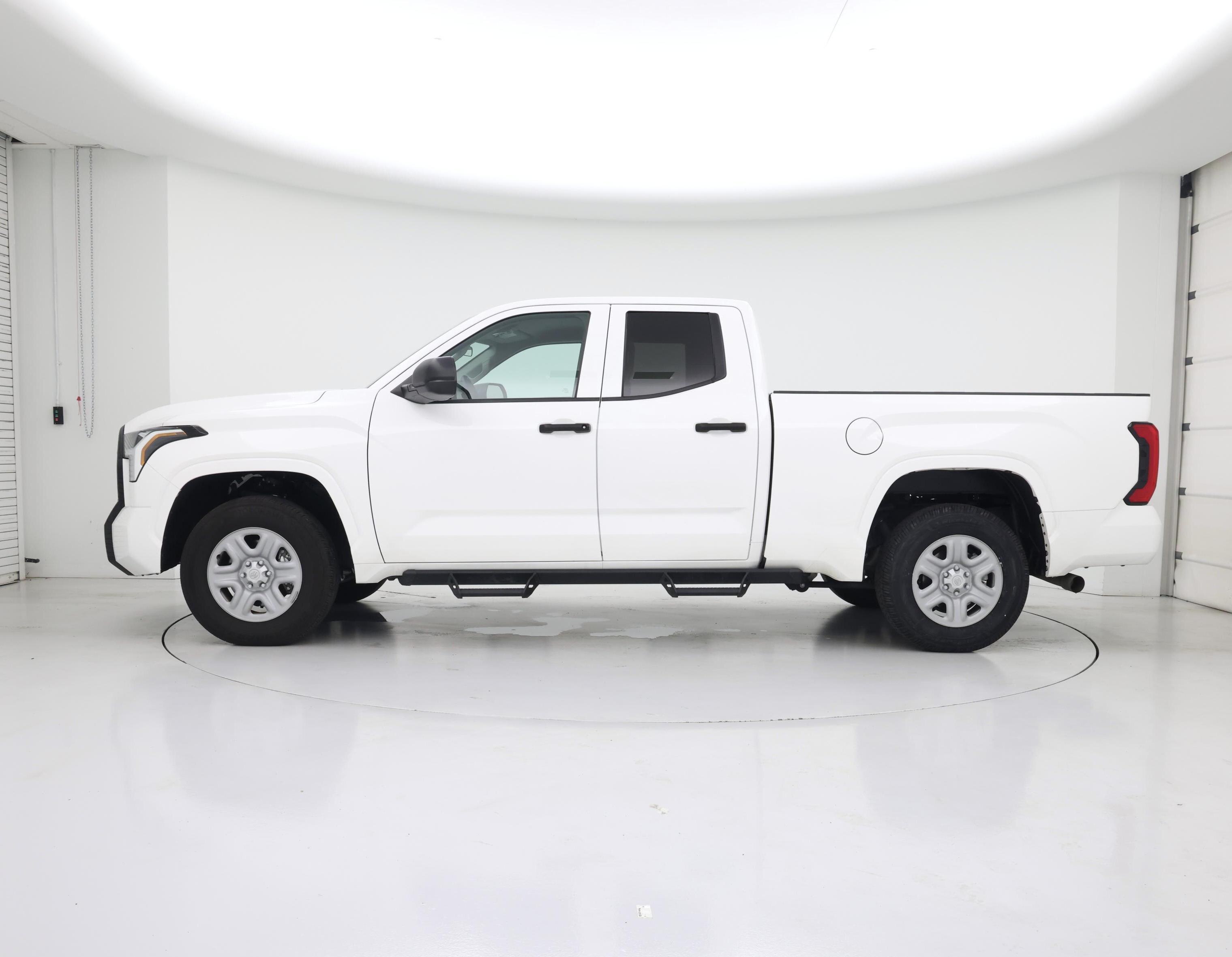Thumbnail: 2024 Toyota Tundra - 3