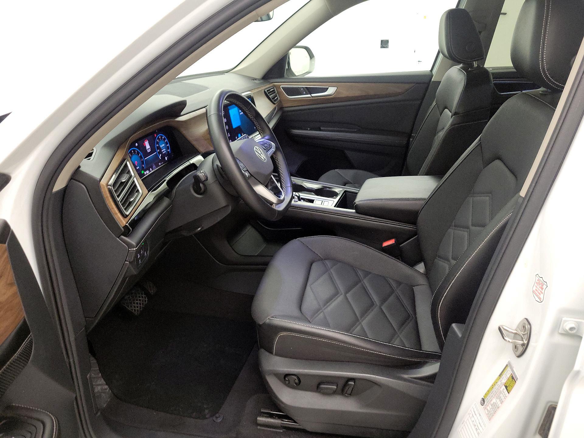 Thumbnail: 2024 Volkswagen Atlas - 11