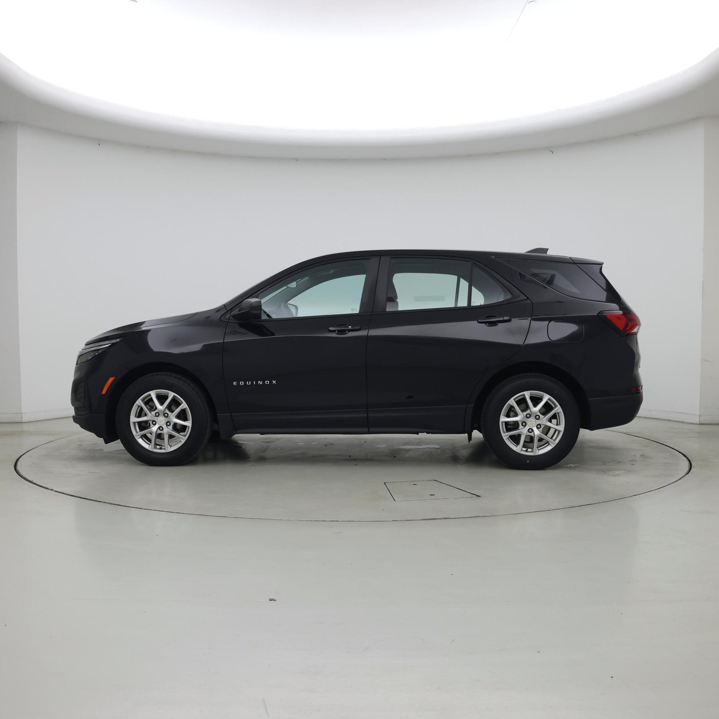 Thumbnail: 2024 Chevrolet Equinox - 3