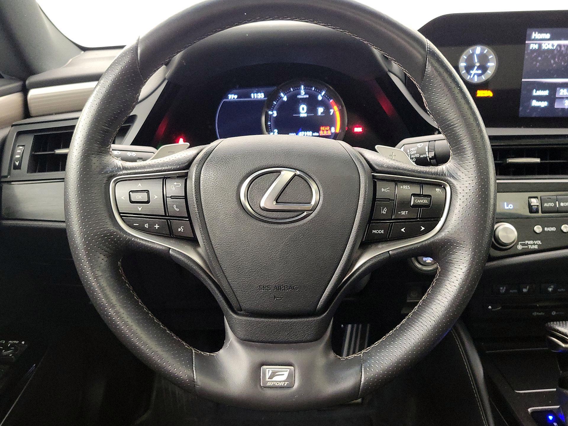 Thumbnail: 2022 Lexus ES - 10