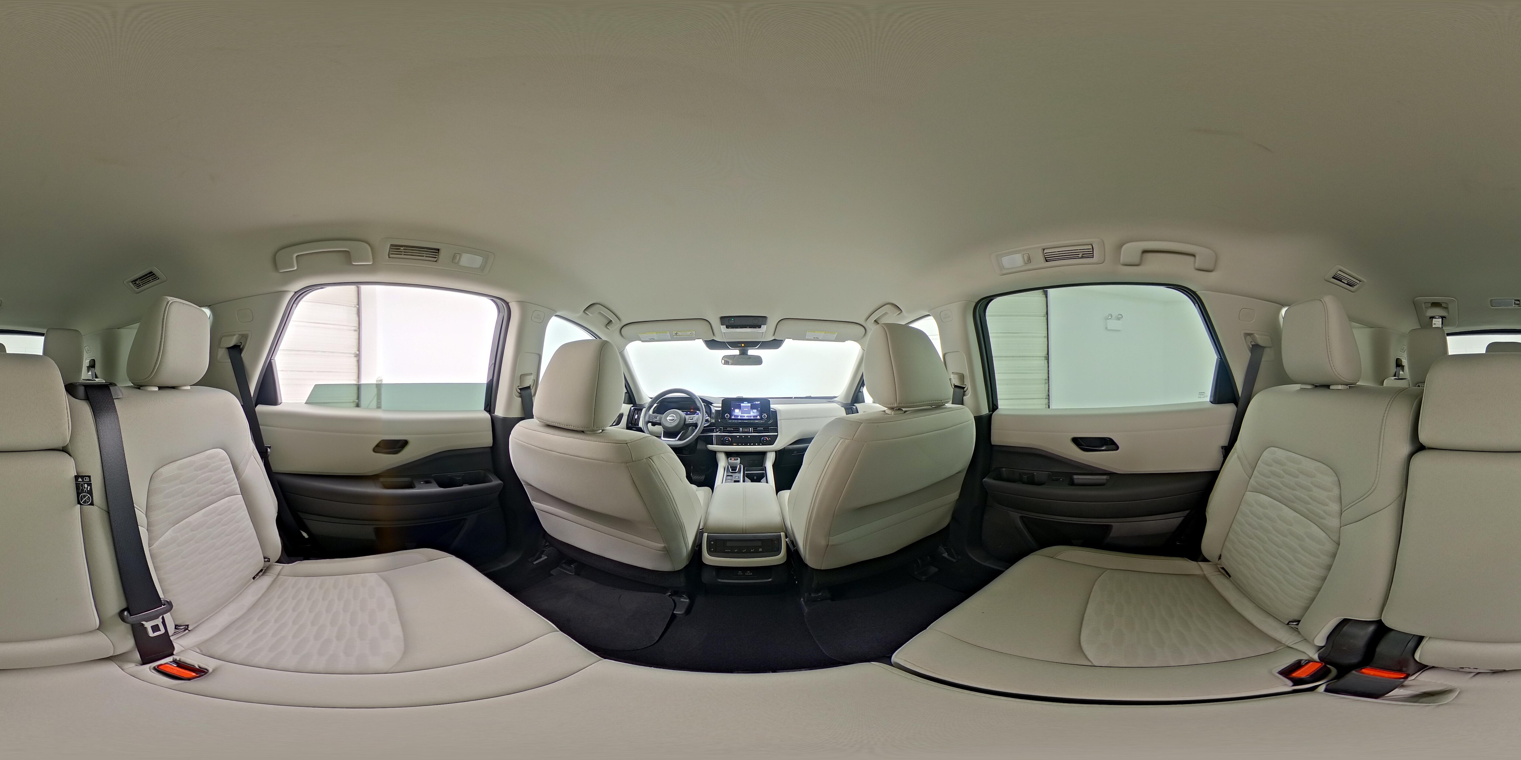 2025 Nissan Pathfinder SV - Photo 26