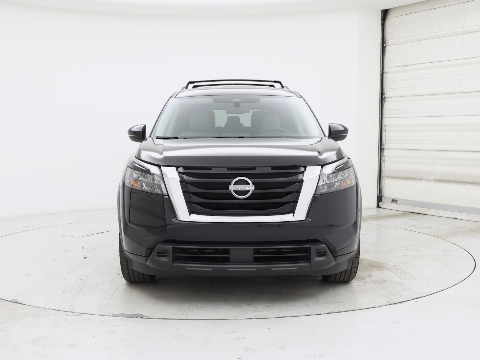 2025 Nissan Pathfinder SV - Photo 6