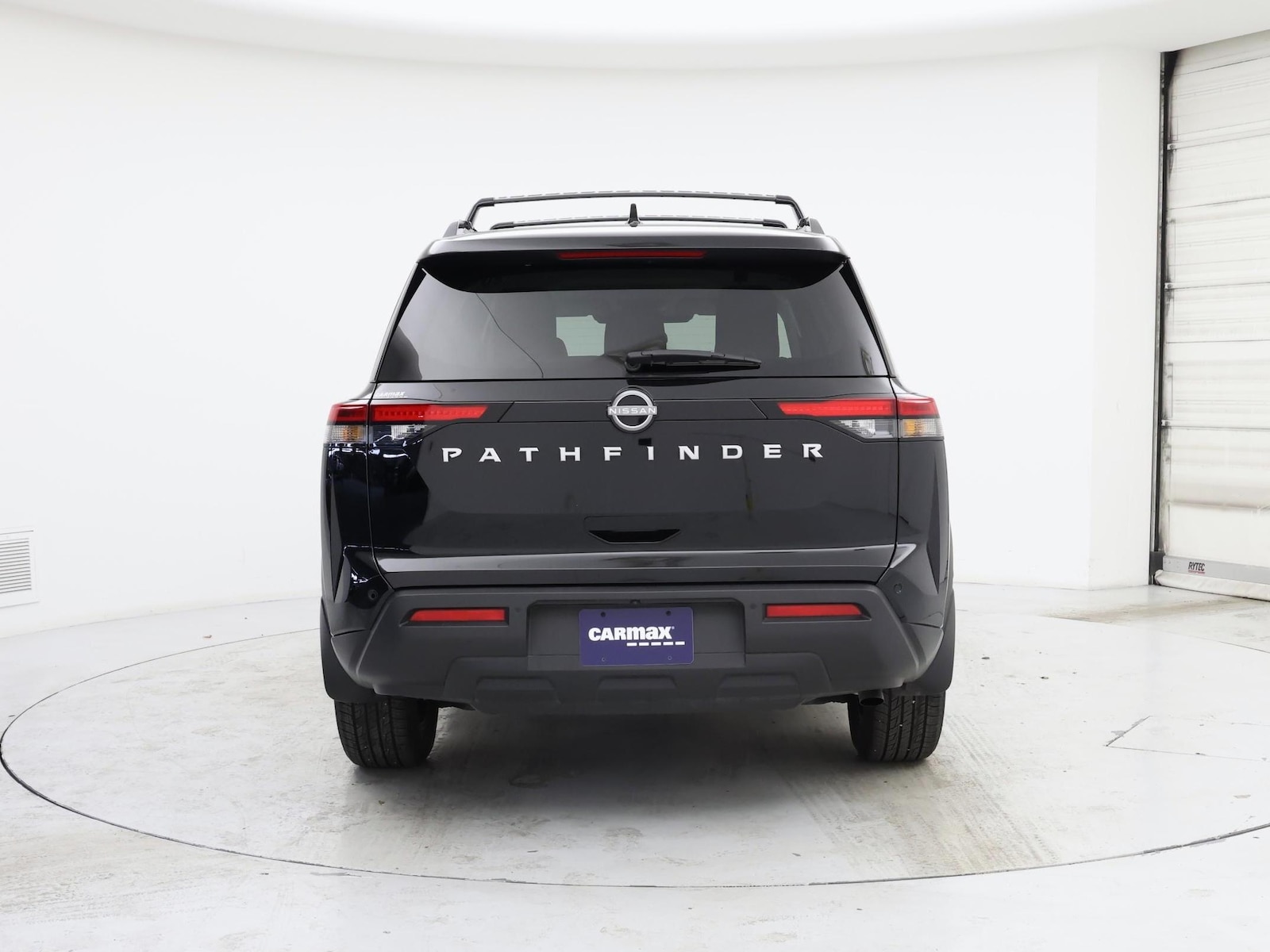2025 Nissan Pathfinder SV - Photo 7