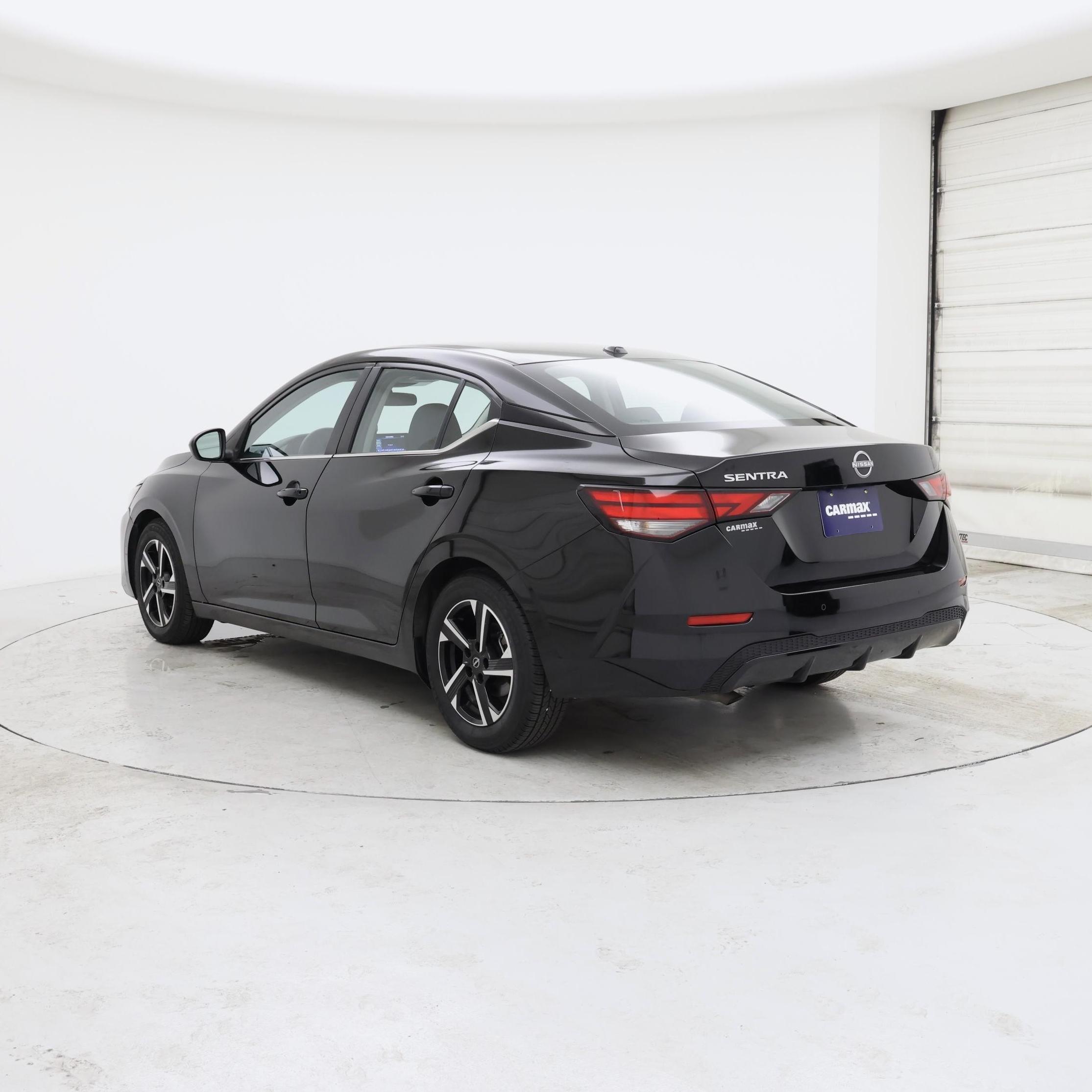 Thumbnail: 2025 Nissan Sentra - 2