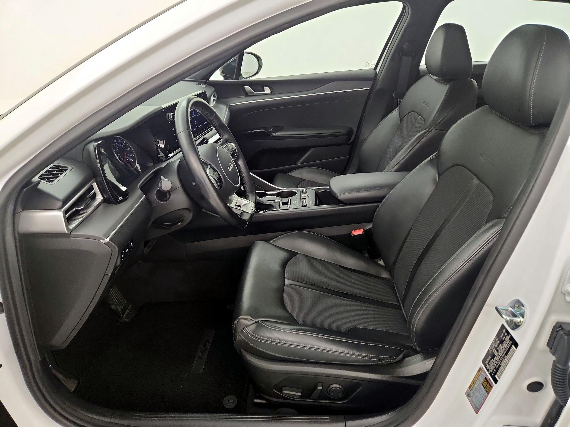 Thumbnail: 2023 Kia K5 - 11