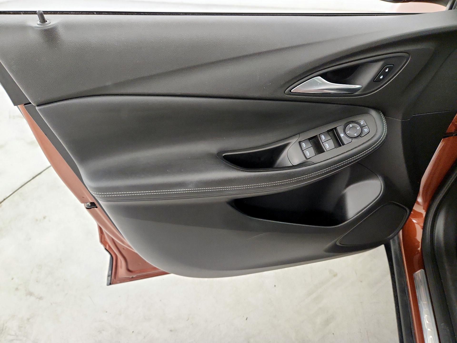 Thumbnail: 2021 Buick Encore GX - 12