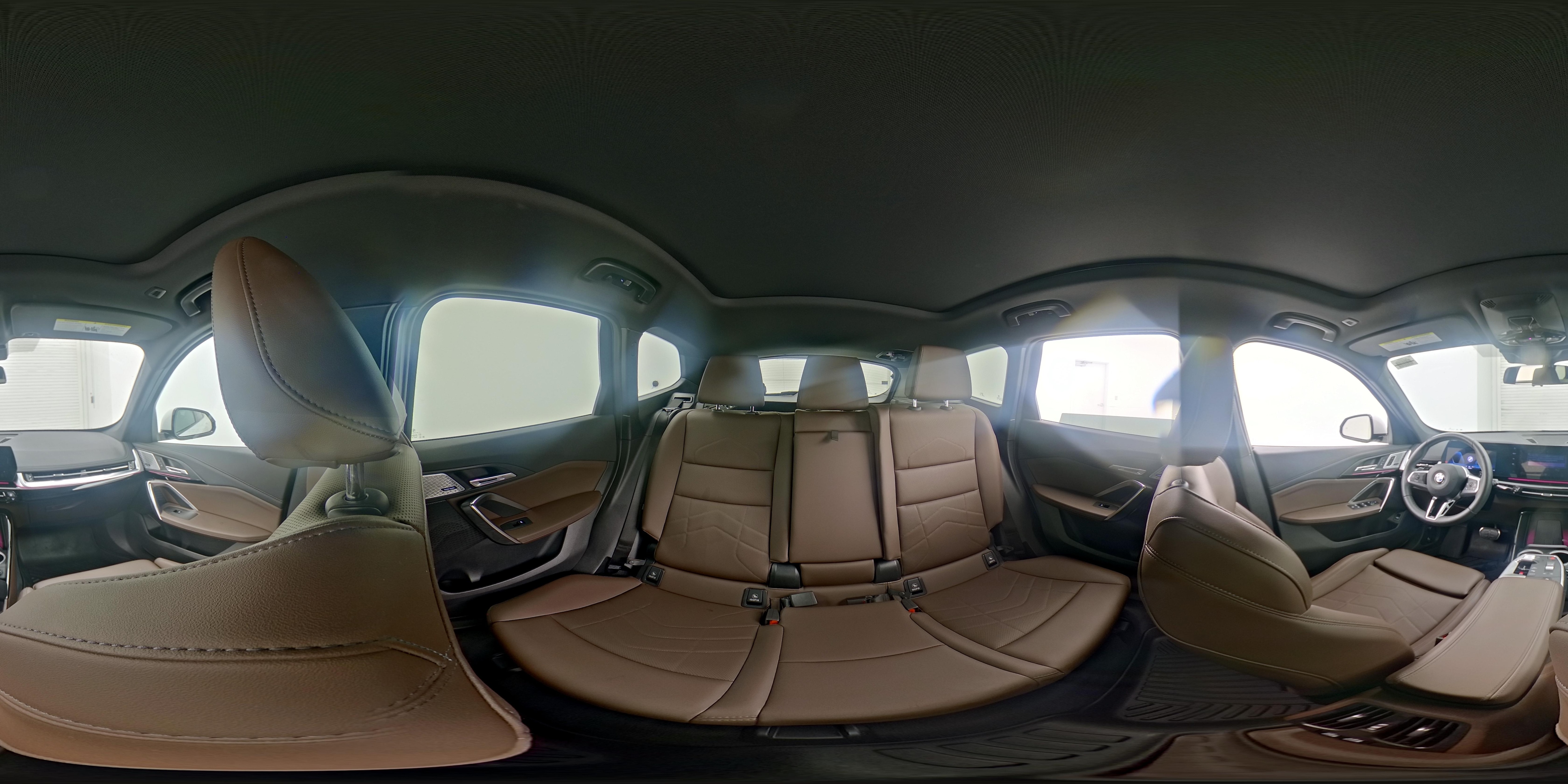 2025 BMW X1 28i - Photo 27