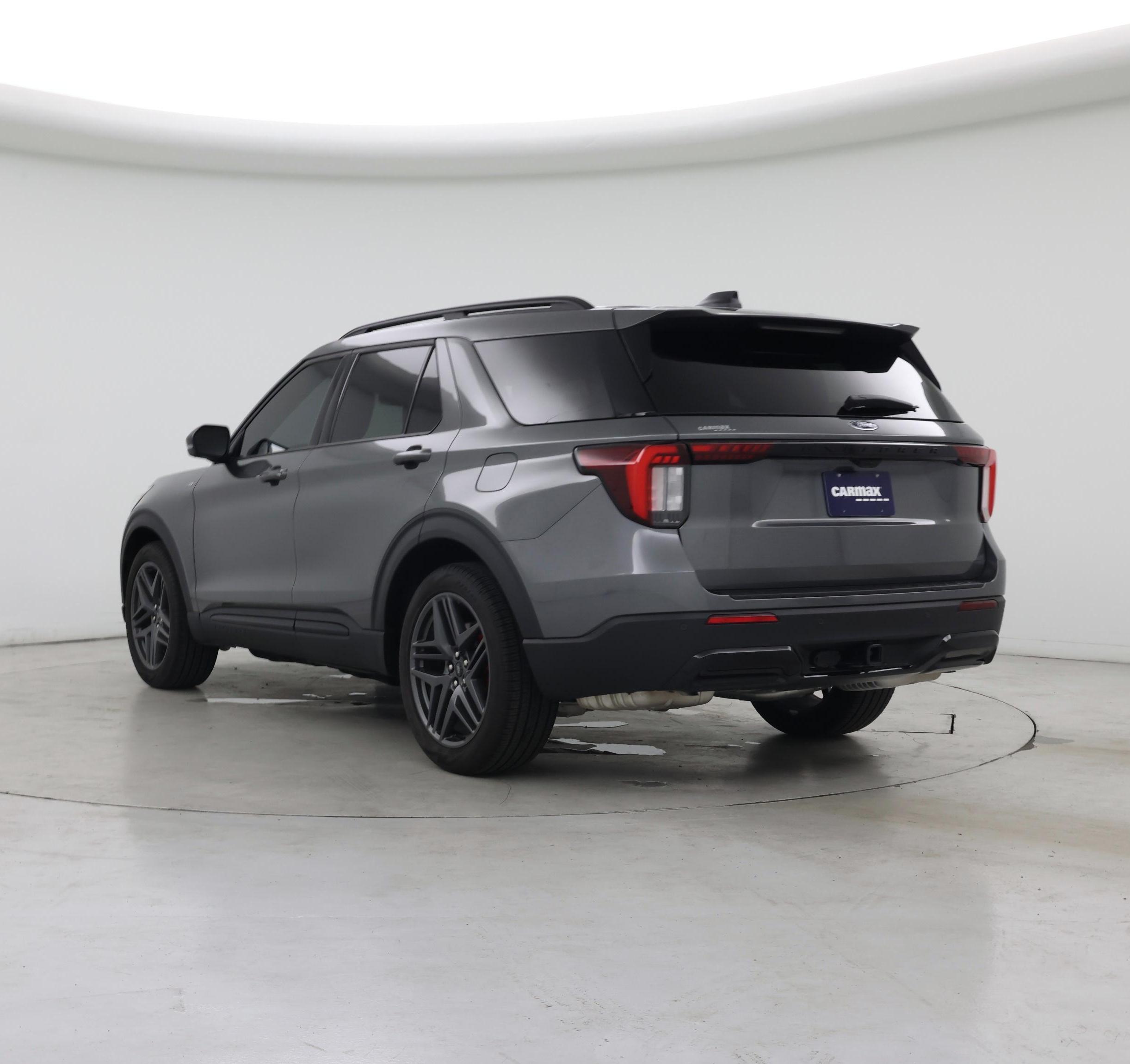 Thumbnail: 2026 Ford Explorer - 2