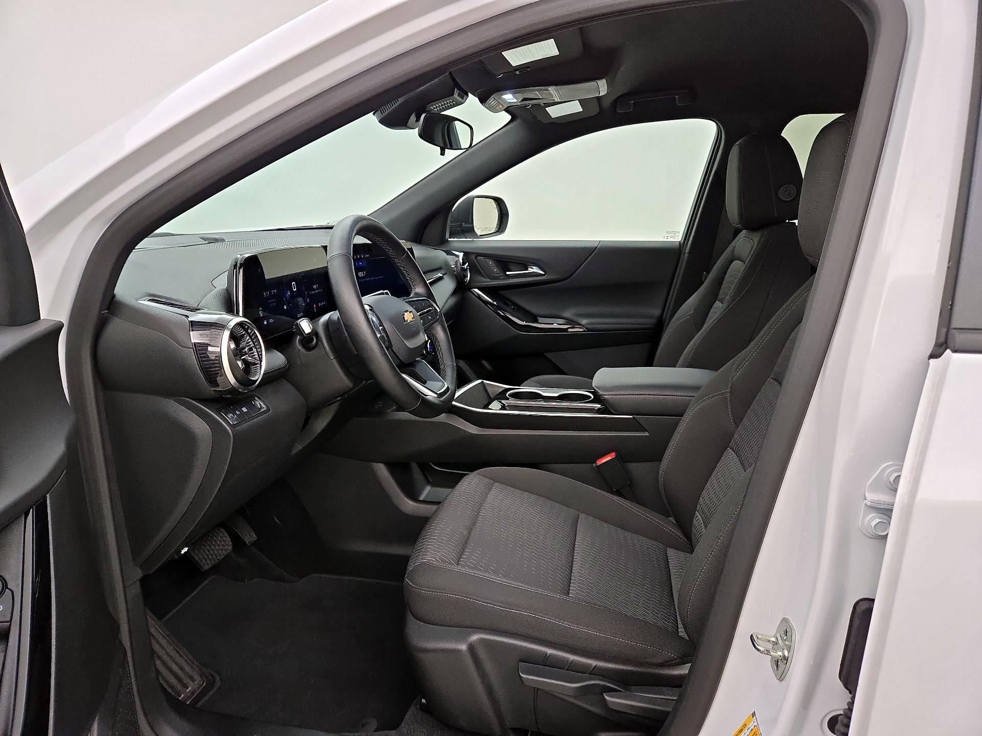 Thumbnail: 2025 Chevrolet Equinox - 11