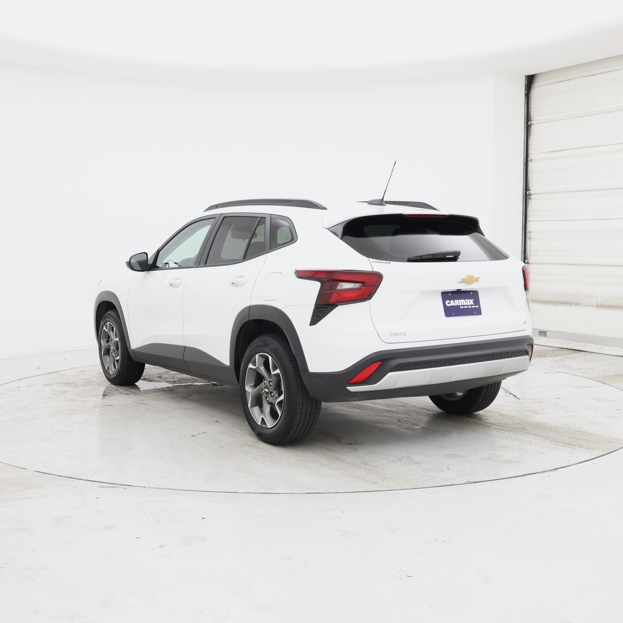 Thumbnail: 2025 Chevrolet Trax - 2