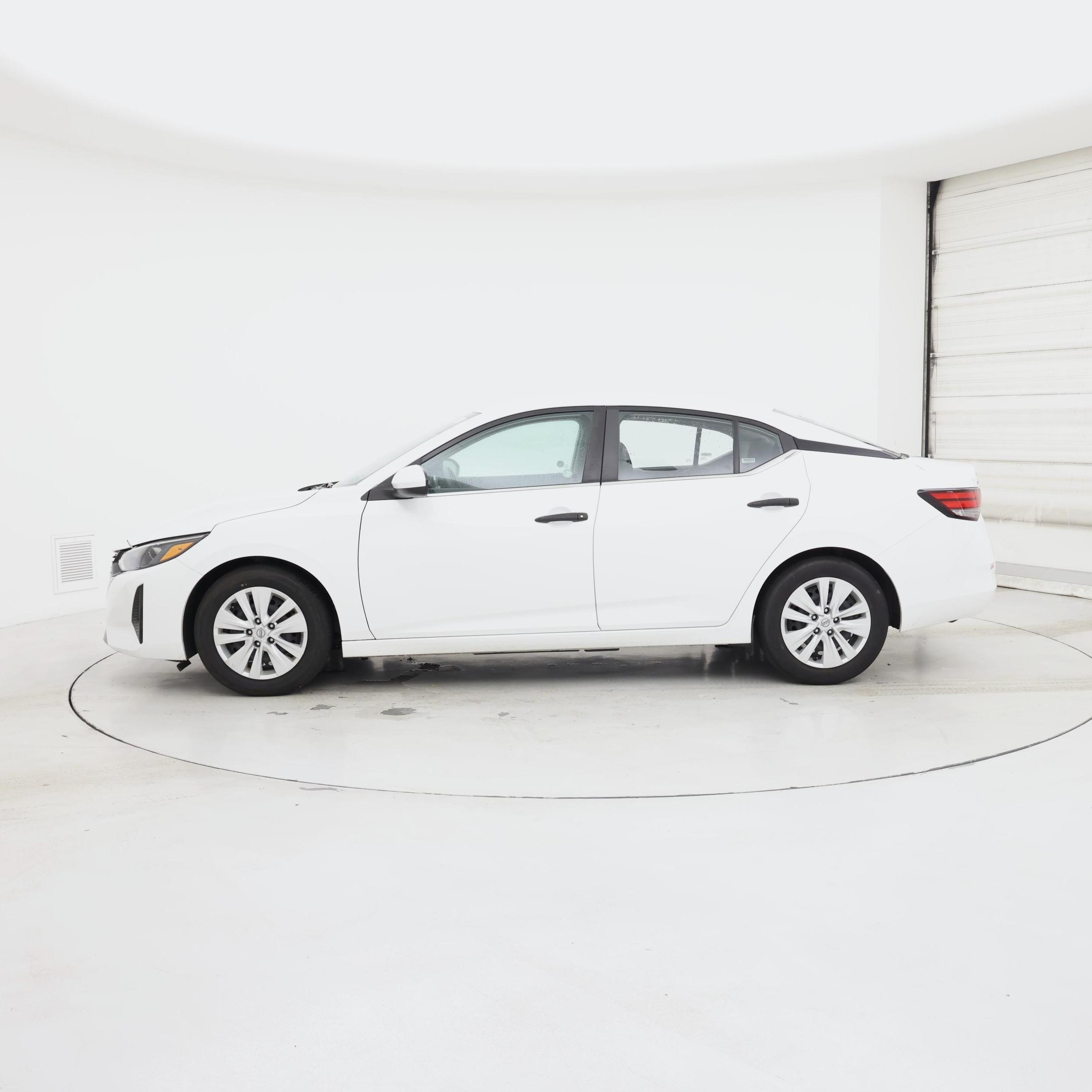 Thumbnail: 2024 Nissan Sentra - 3