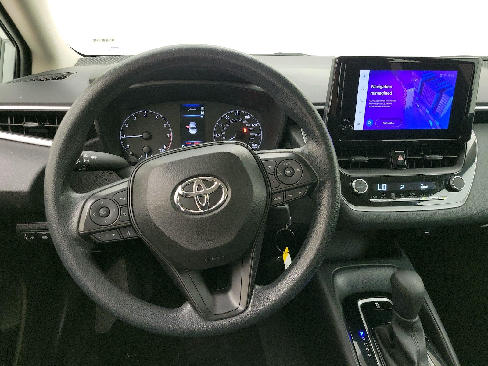 2024 Toyota Corolla LE - Photo 11