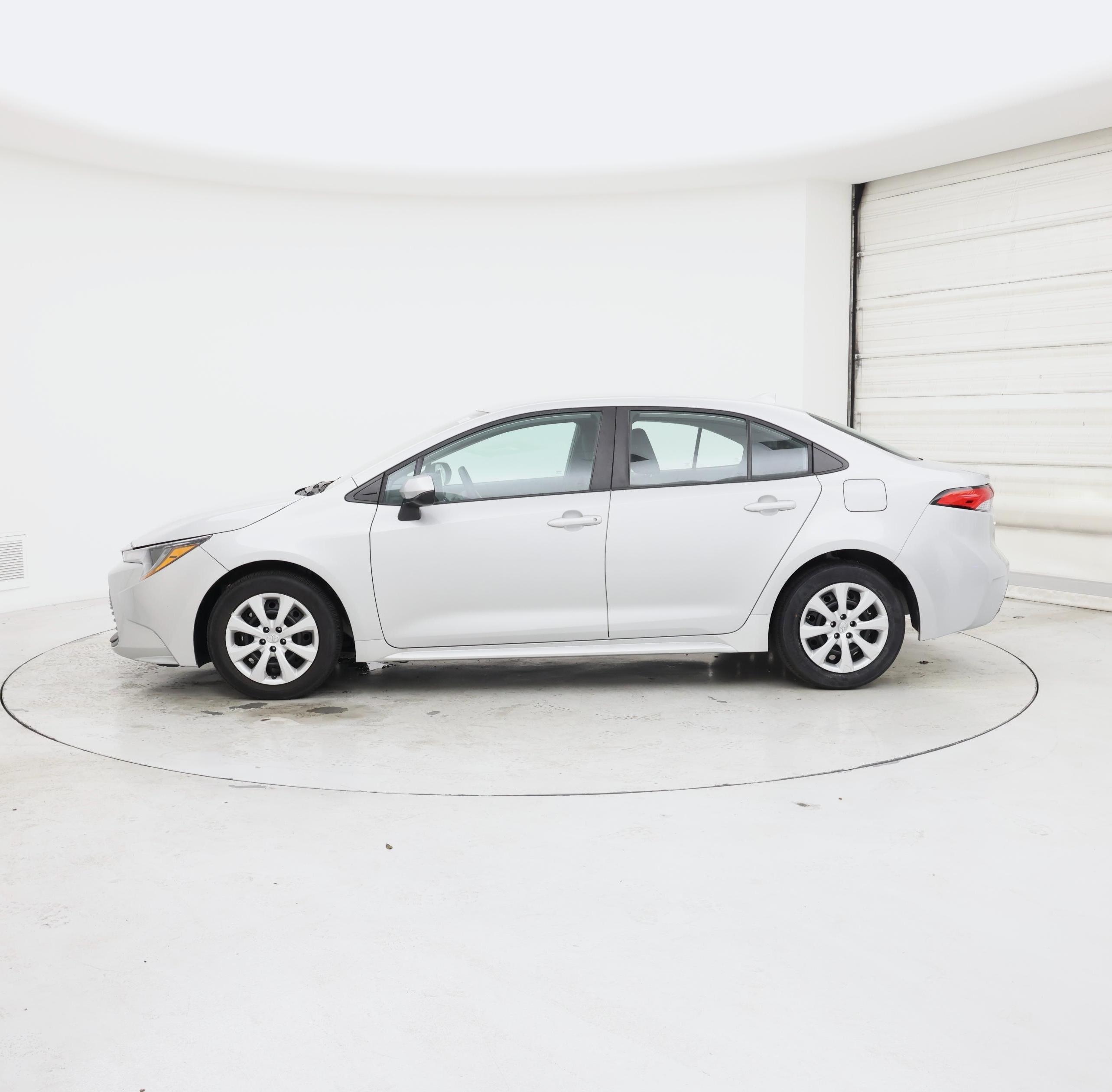 Thumbnail: 2024 Toyota Corolla - 3