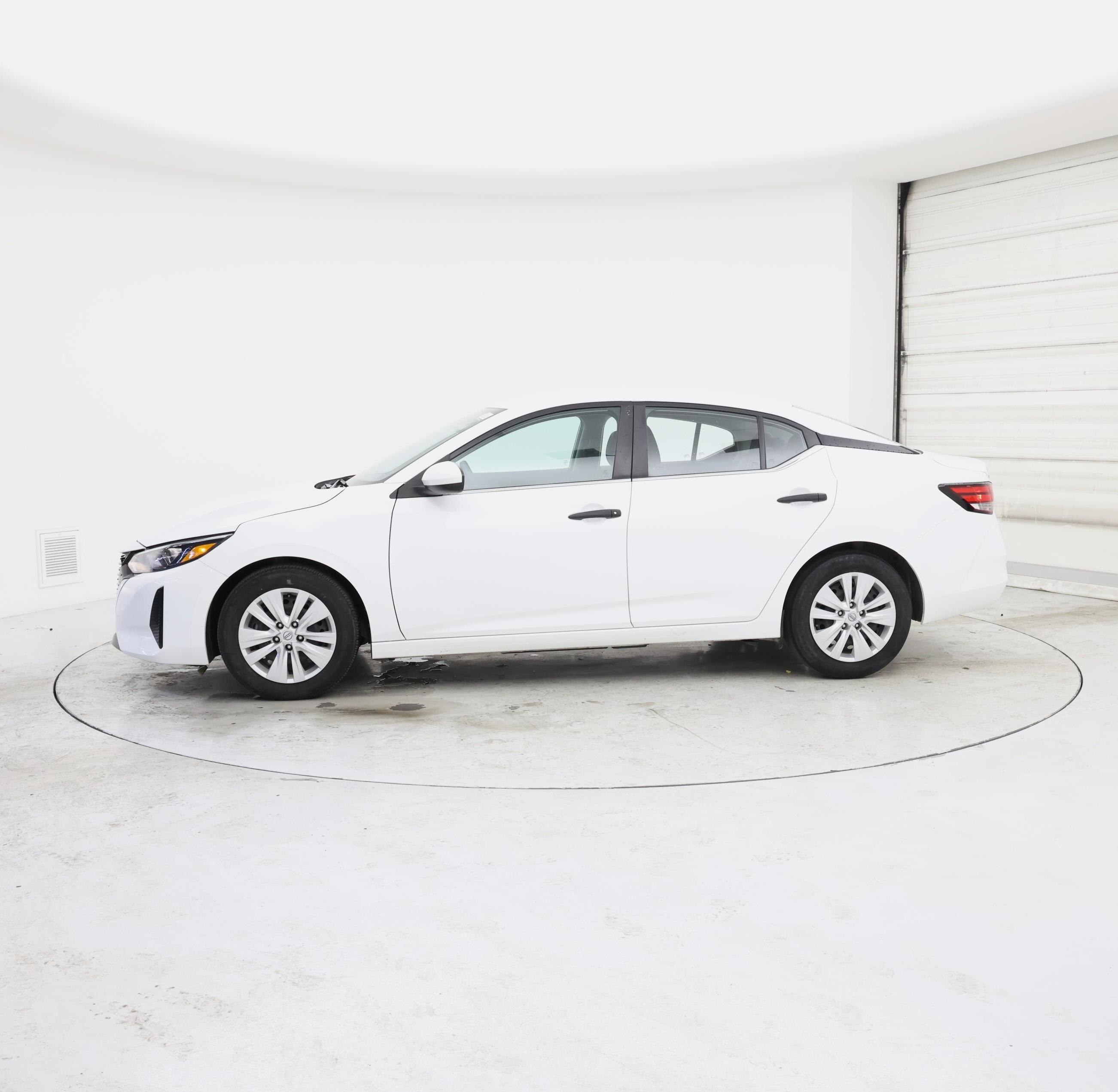 Thumbnail: 2024 Nissan Sentra - 3