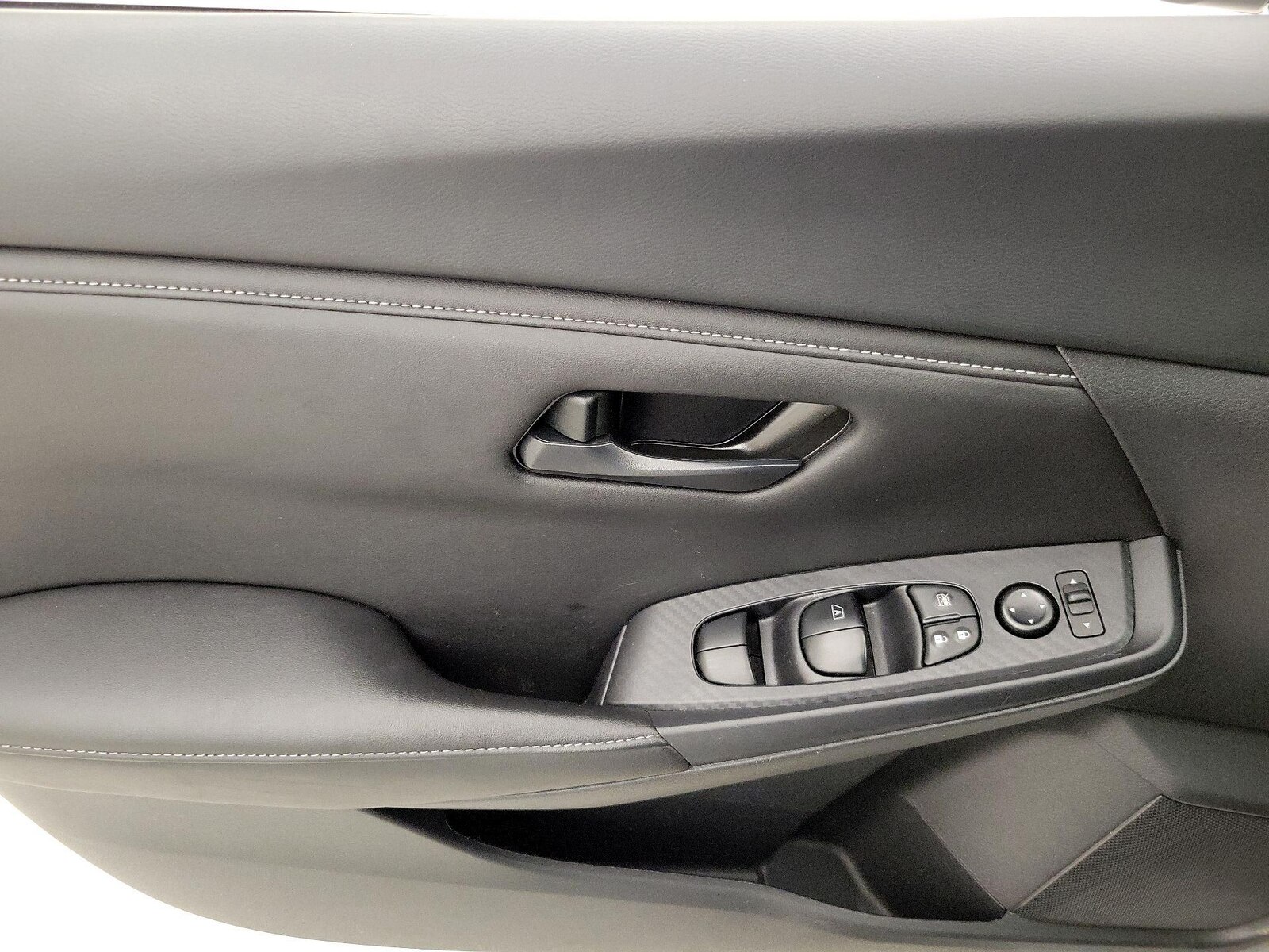 2024 Nissan Sentra S - Photo 13