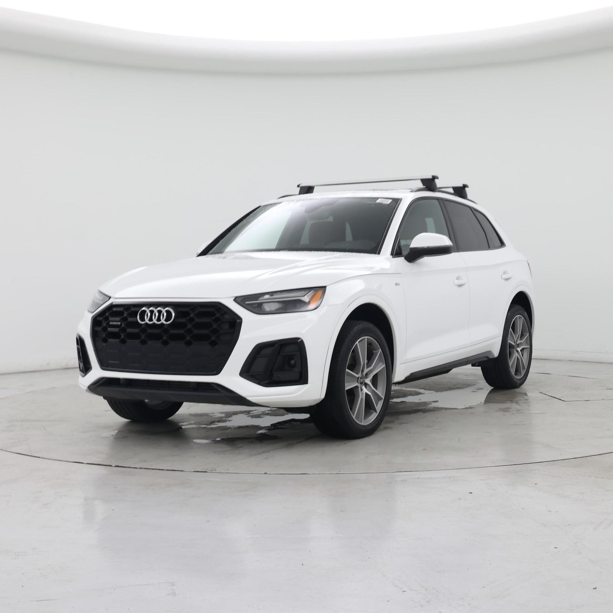 Thumbnail: 2025 Audi Q5 - 4