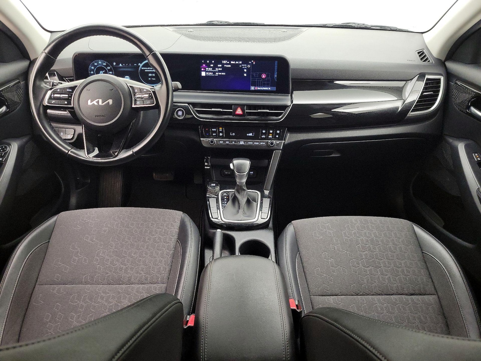 Photo 10