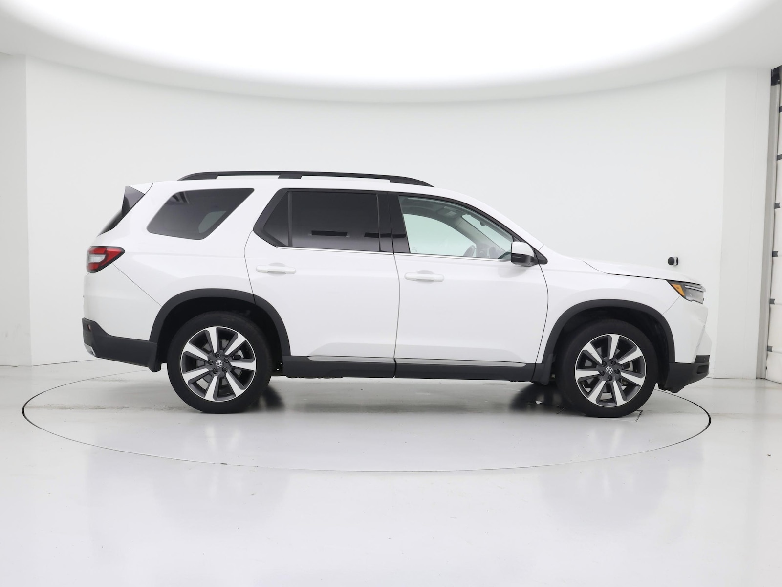2024 Honda Pilot Touring - Photo 8