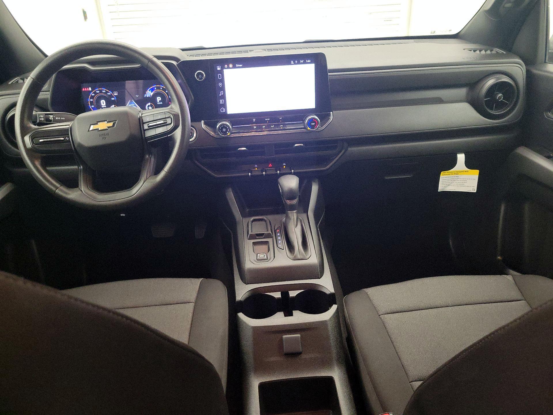 Thumbnail: 2024 Chevrolet Colorado - 9