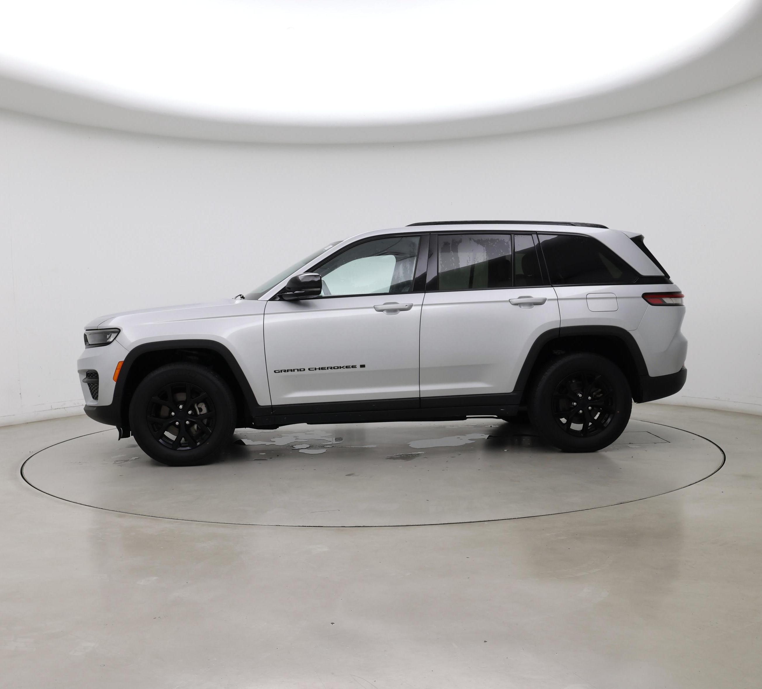 Thumbnail: 2024 Jeep Grand Cherokee - 3