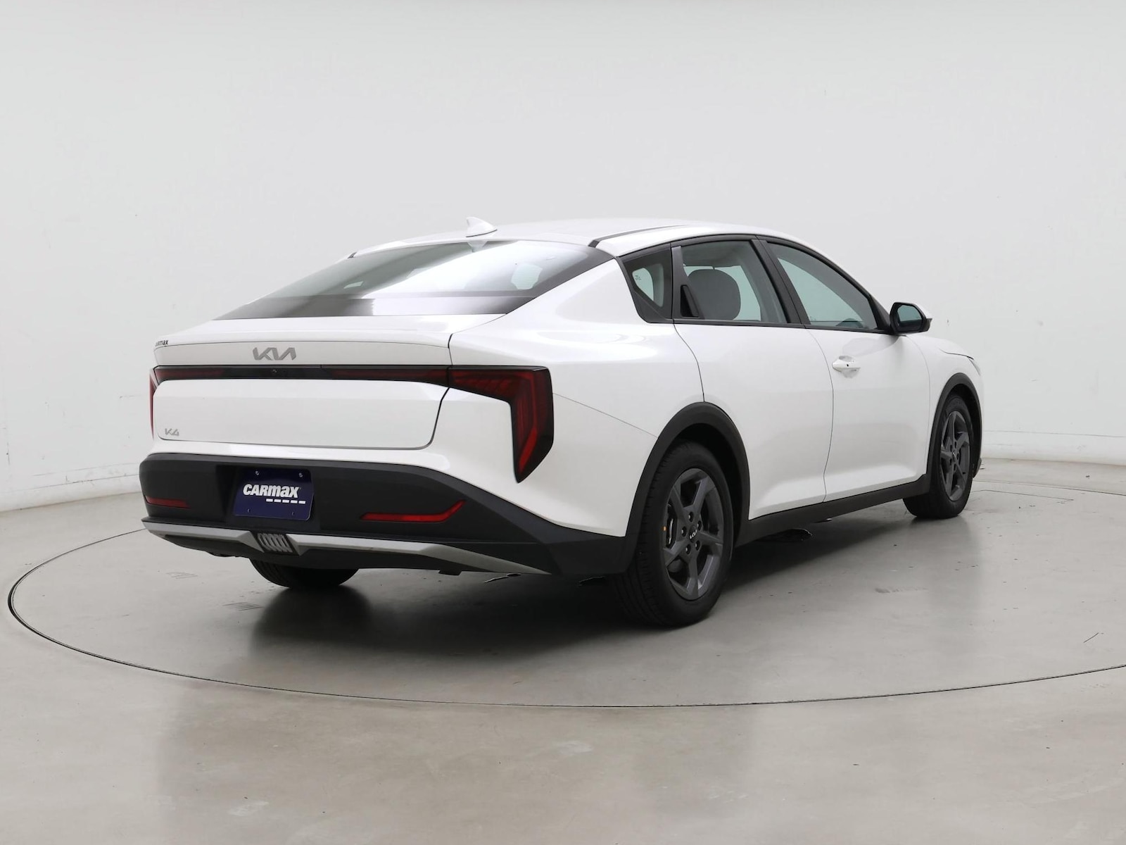 2025 Kia K4 LXS - Photo 9