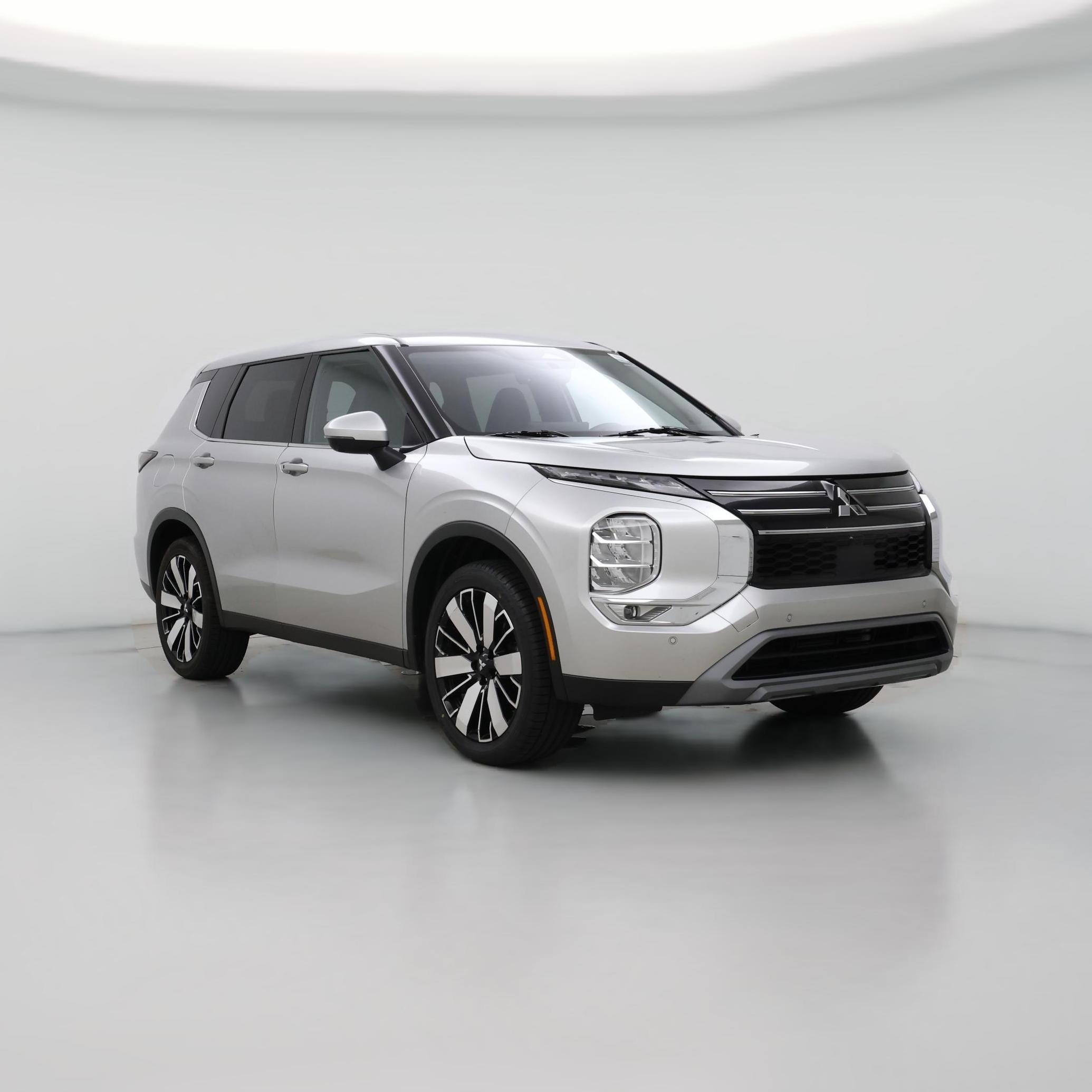 Thumbnail: 2025 Mitsubishi Outlander - 1