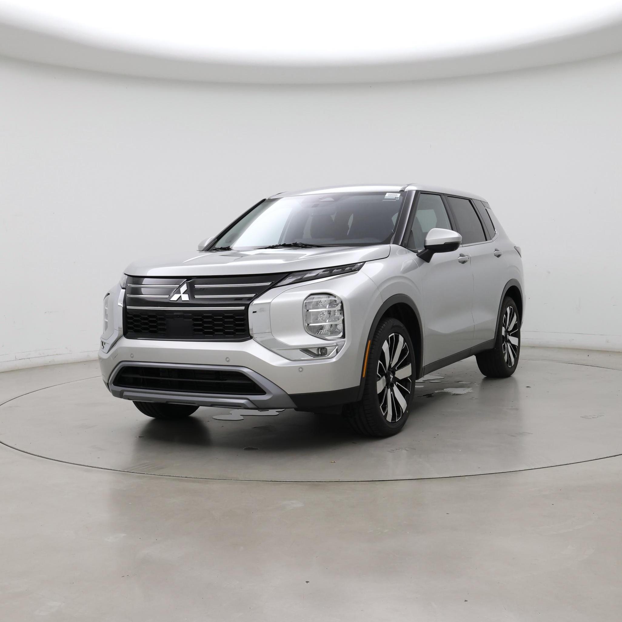 Thumbnail: 2025 Mitsubishi Outlander - 4