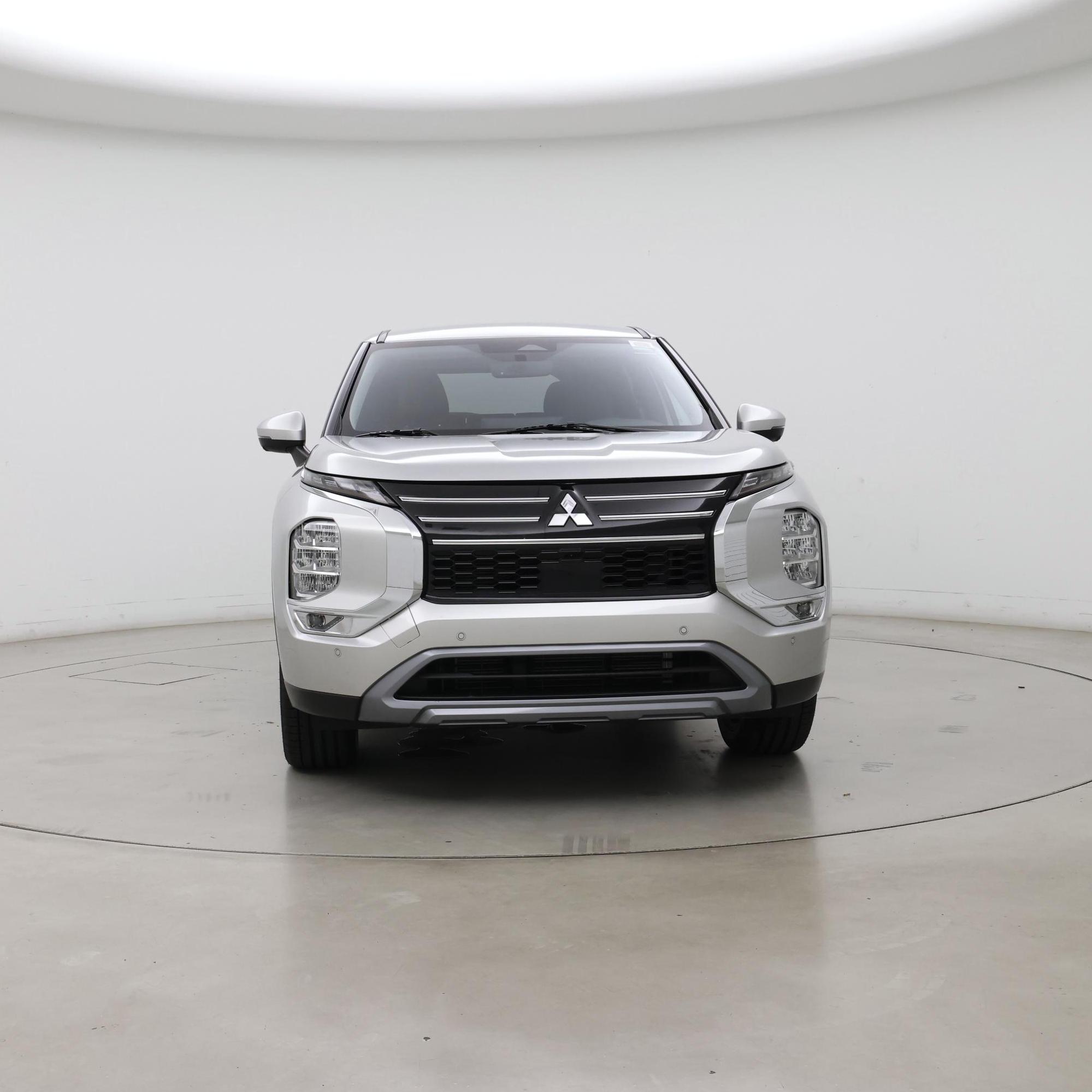 Thumbnail: 2025 Mitsubishi Outlander - 5