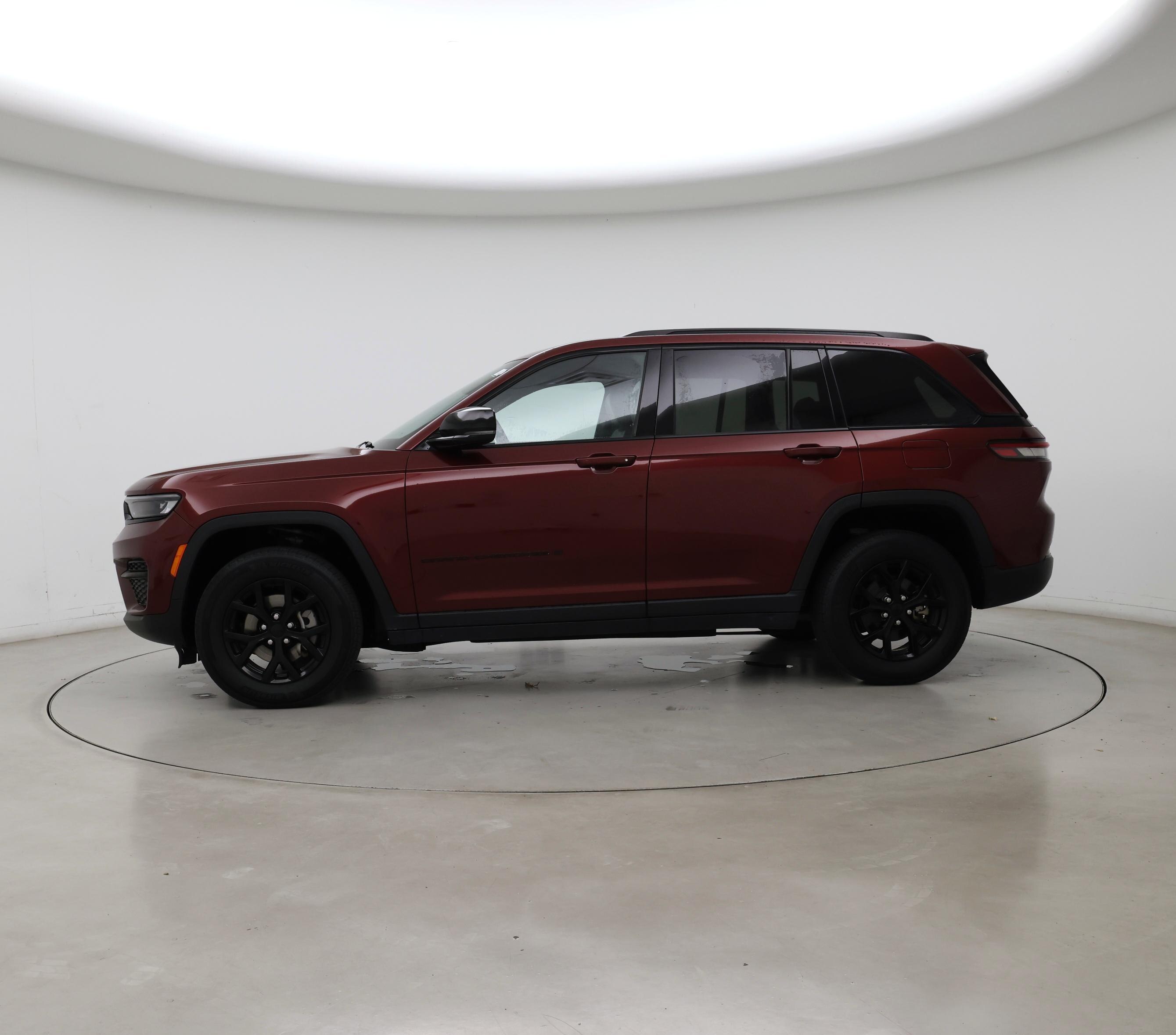 Thumbnail: 2024 Jeep Grand Cherokee - 3