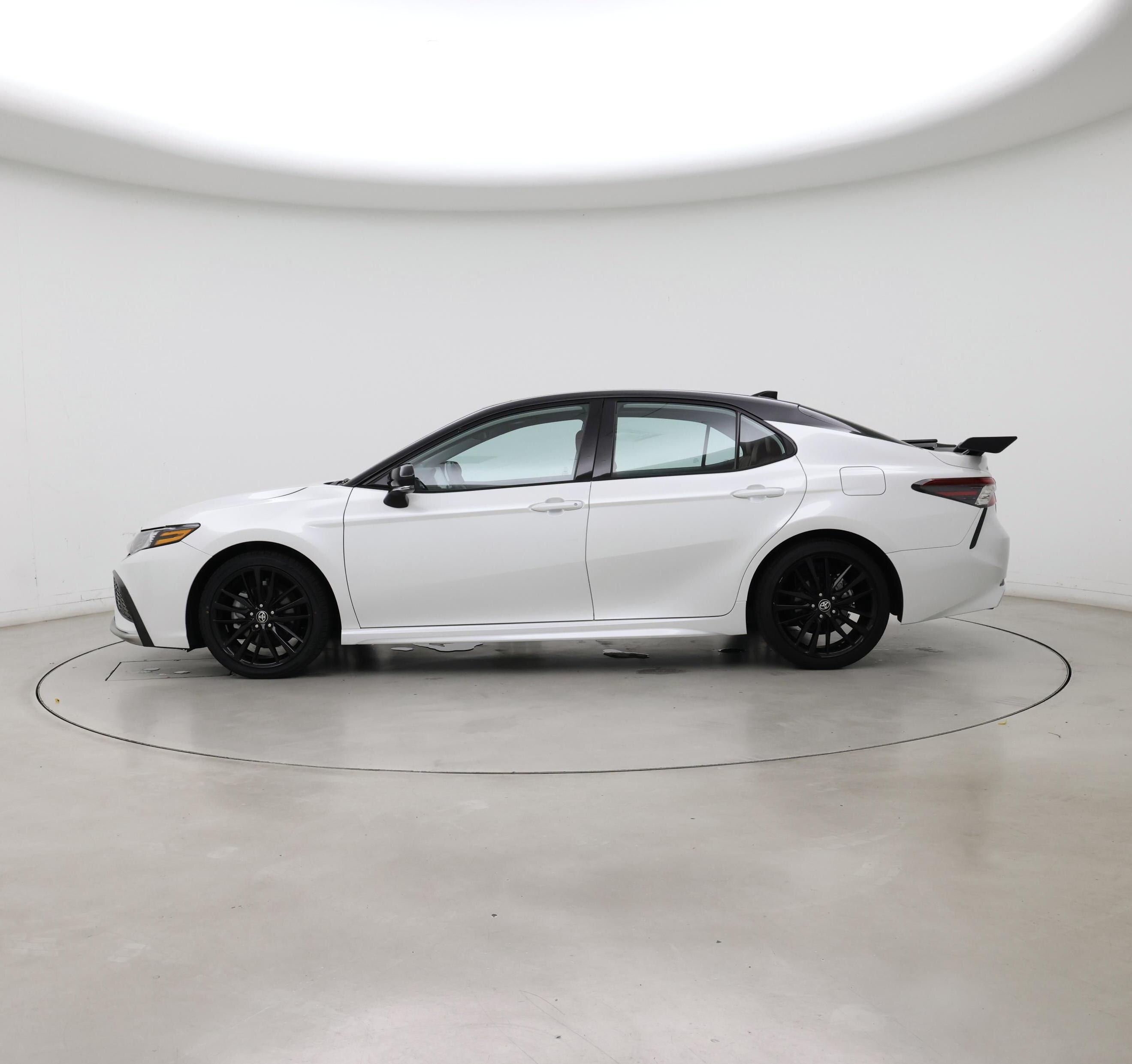 Thumbnail: 2024 Toyota Camry - 3