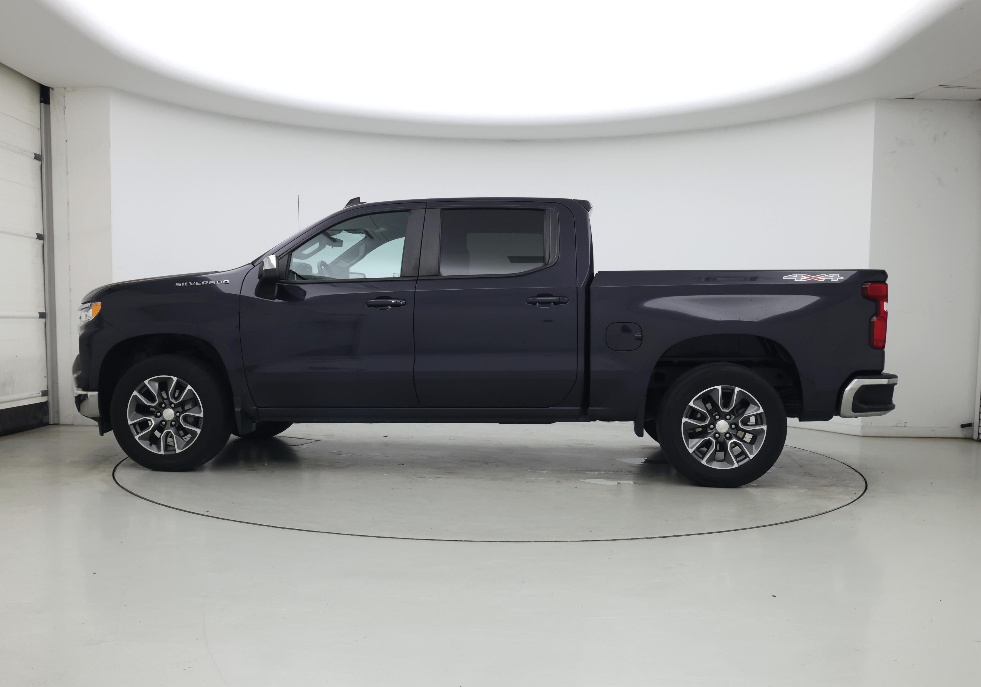 Thumbnail: 2023 Chevrolet Silverado 1500 - 3