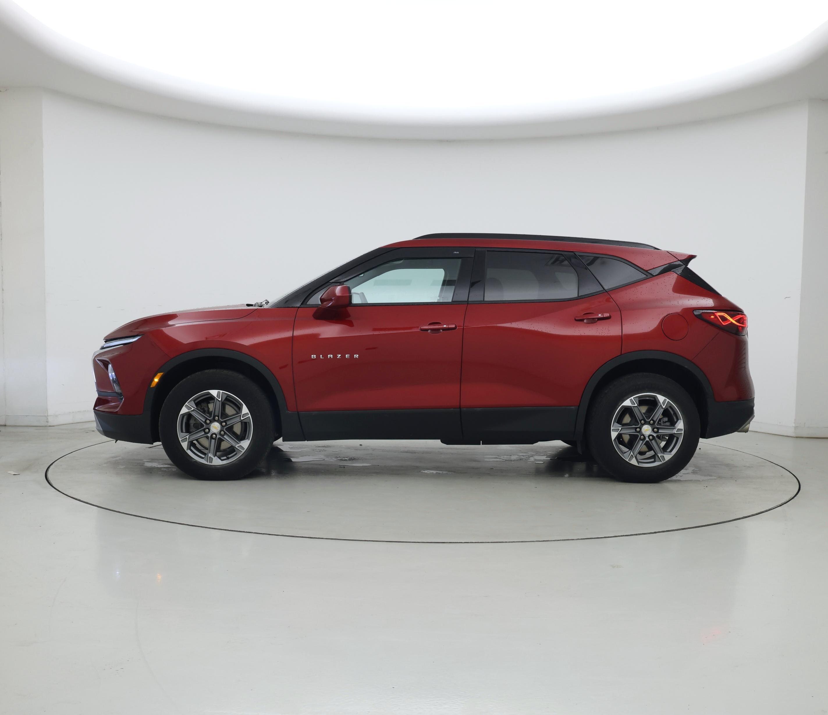 Thumbnail: 2023 Chevrolet Blazer - 3