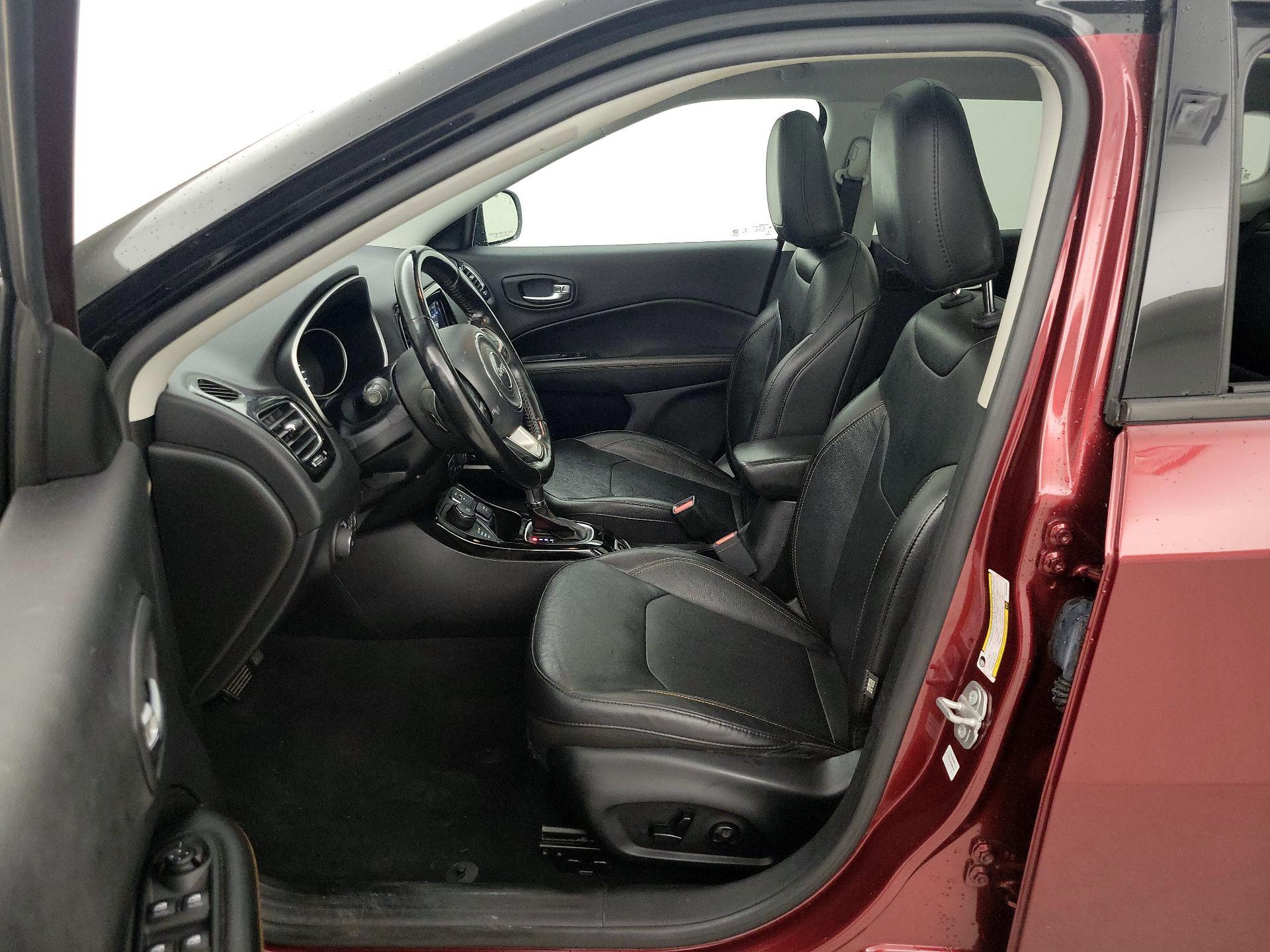 Thumbnail: 2021 Jeep Compass - 11