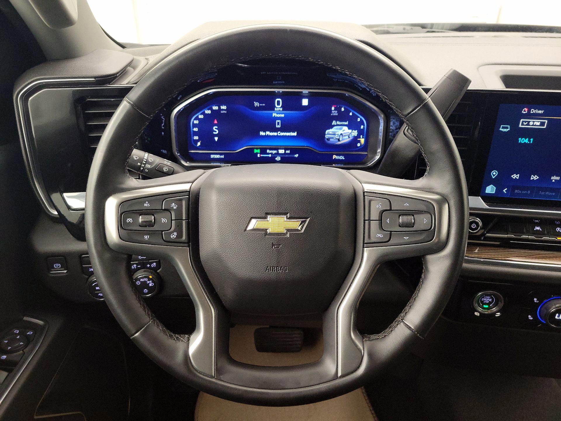 Thumbnail: 2023 Chevrolet Silverado 1500 - 10