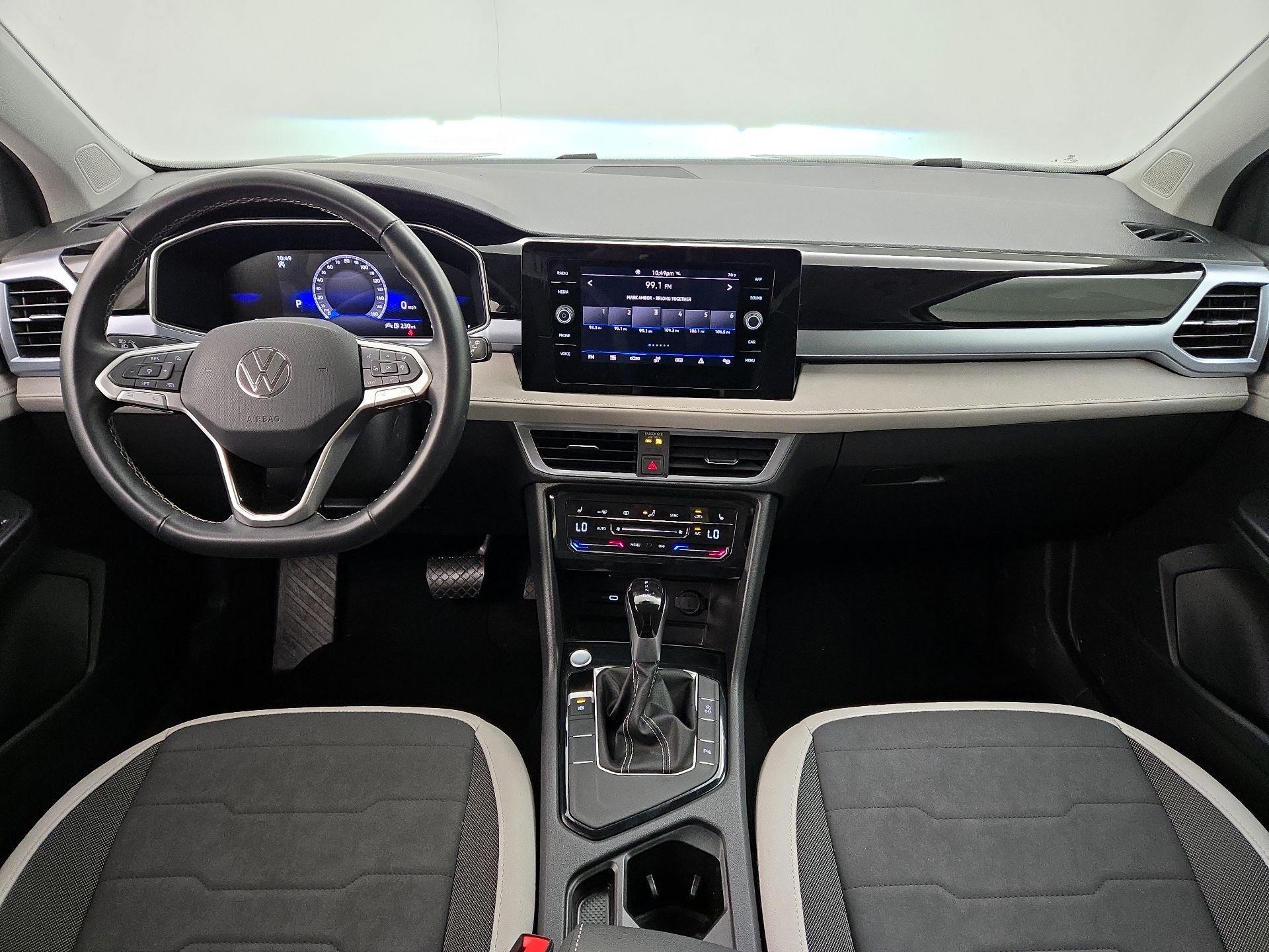 Thumbnail: 2025 Volkswagen Taos - 9