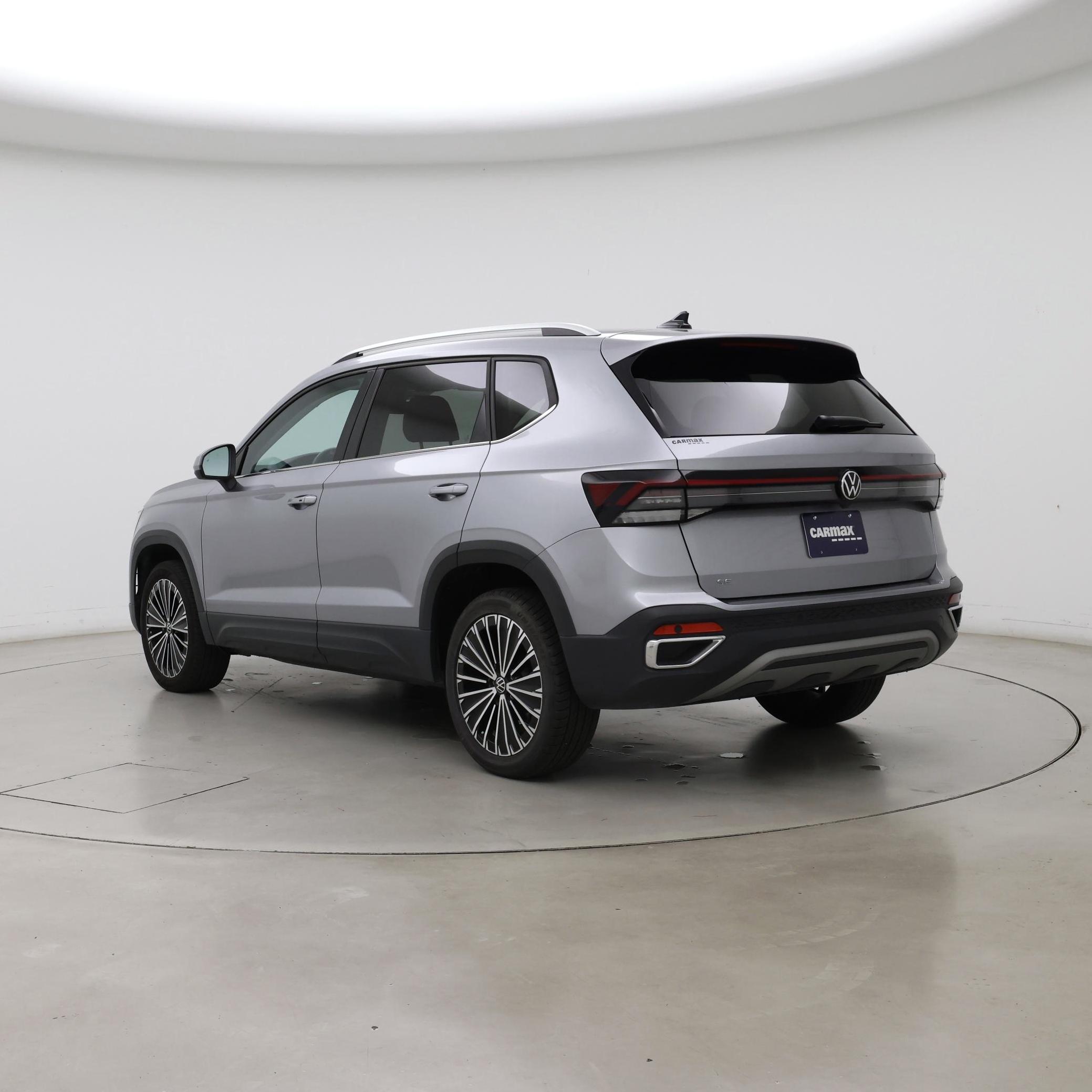 Thumbnail: 2025 Volkswagen Taos - 2