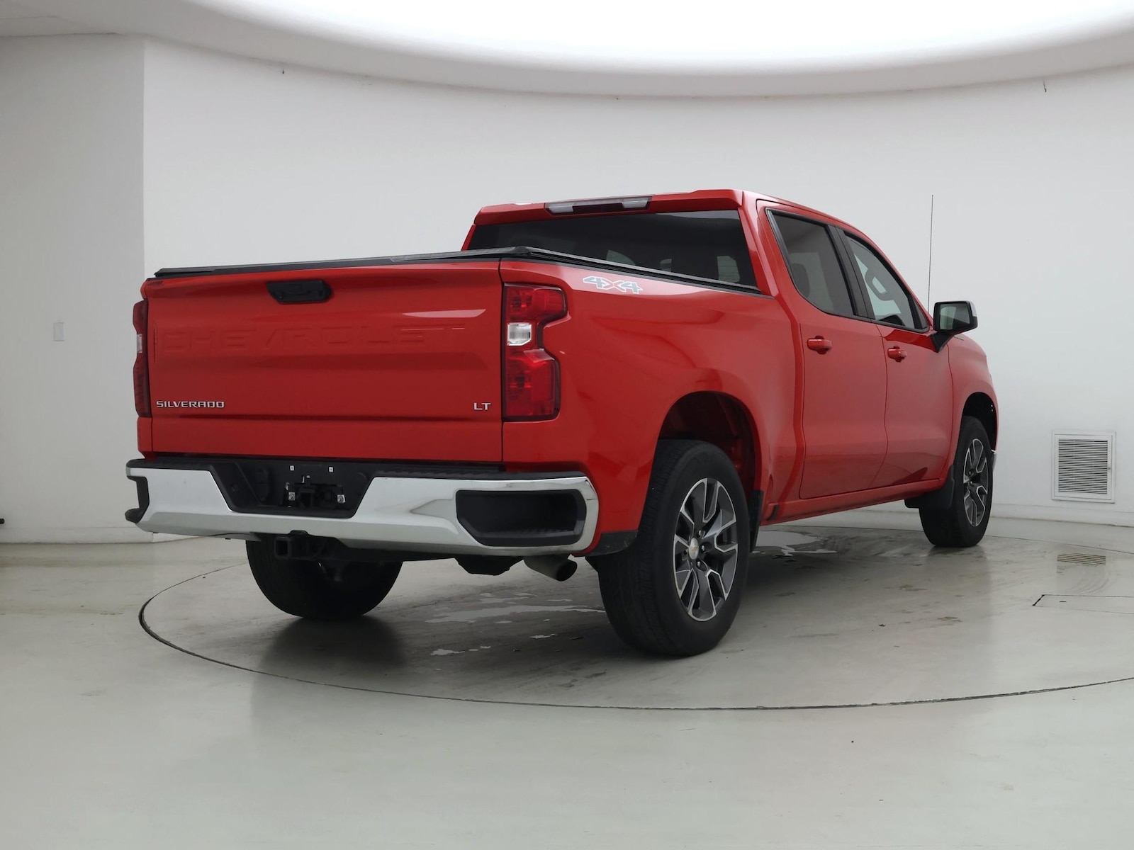 2023 Chevrolet Silverado 1500 LT - Photo 9