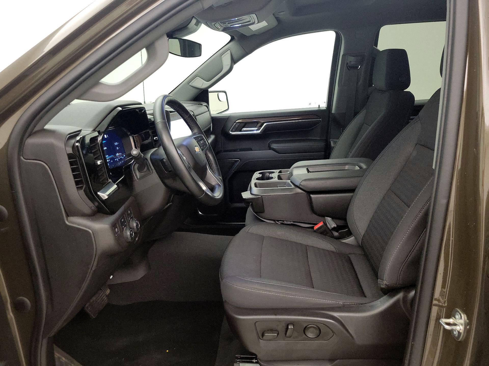 Thumbnail: 2023 Chevrolet Silverado 1500 - 11