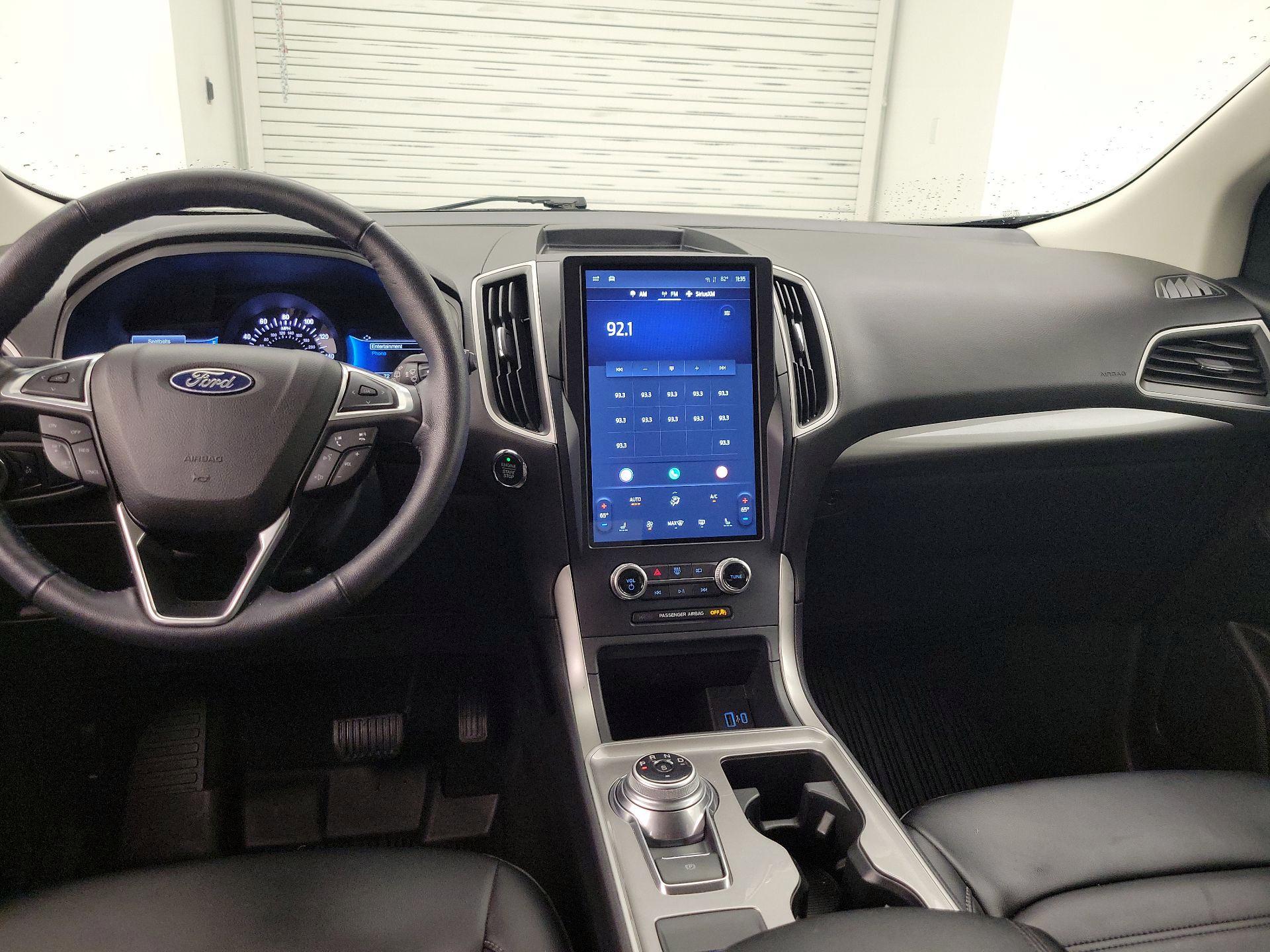 Thumbnail: 2023 Ford Edge - 9