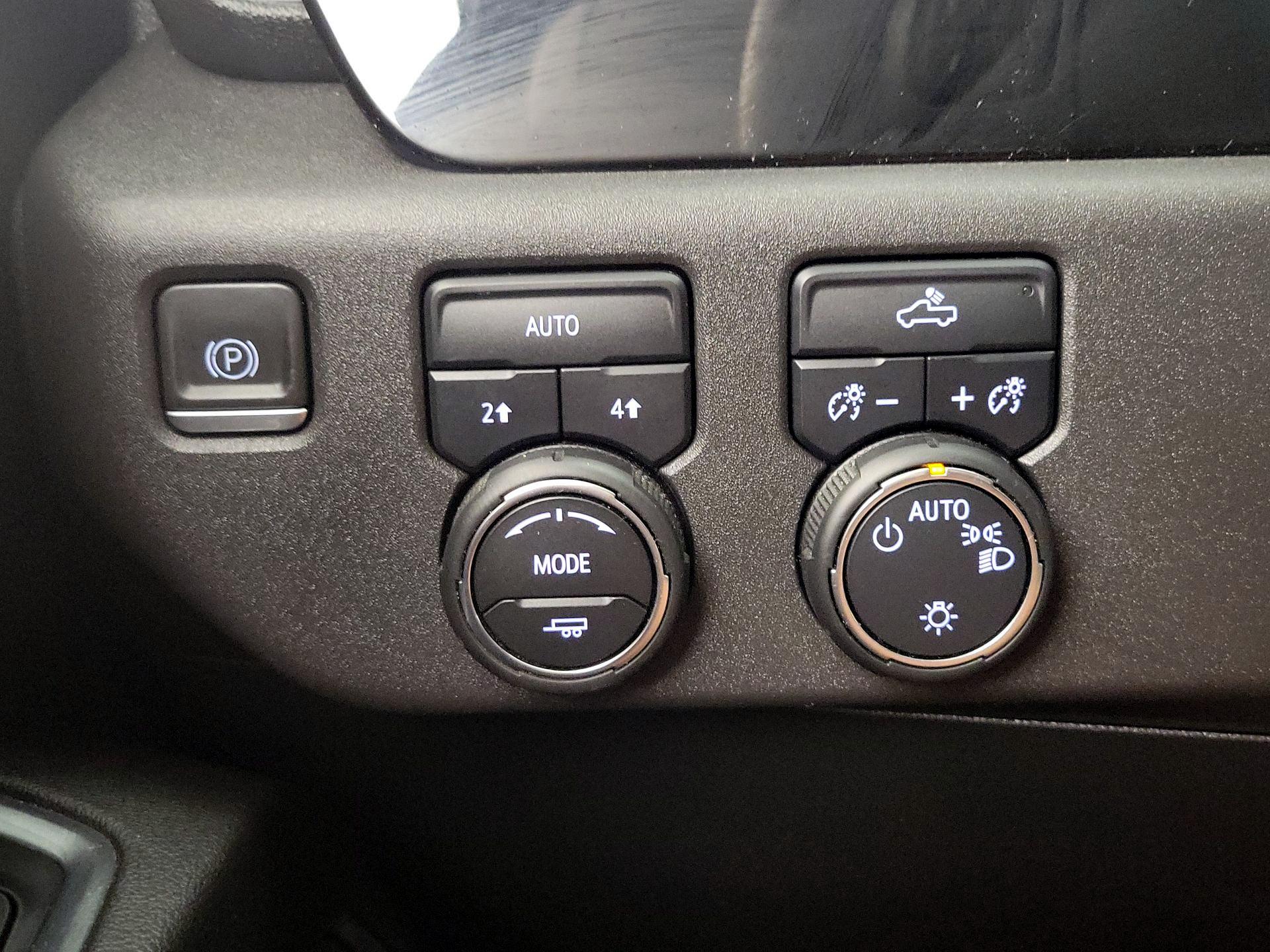 Thumbnail: 2023 Chevrolet Silverado 1500 - 13