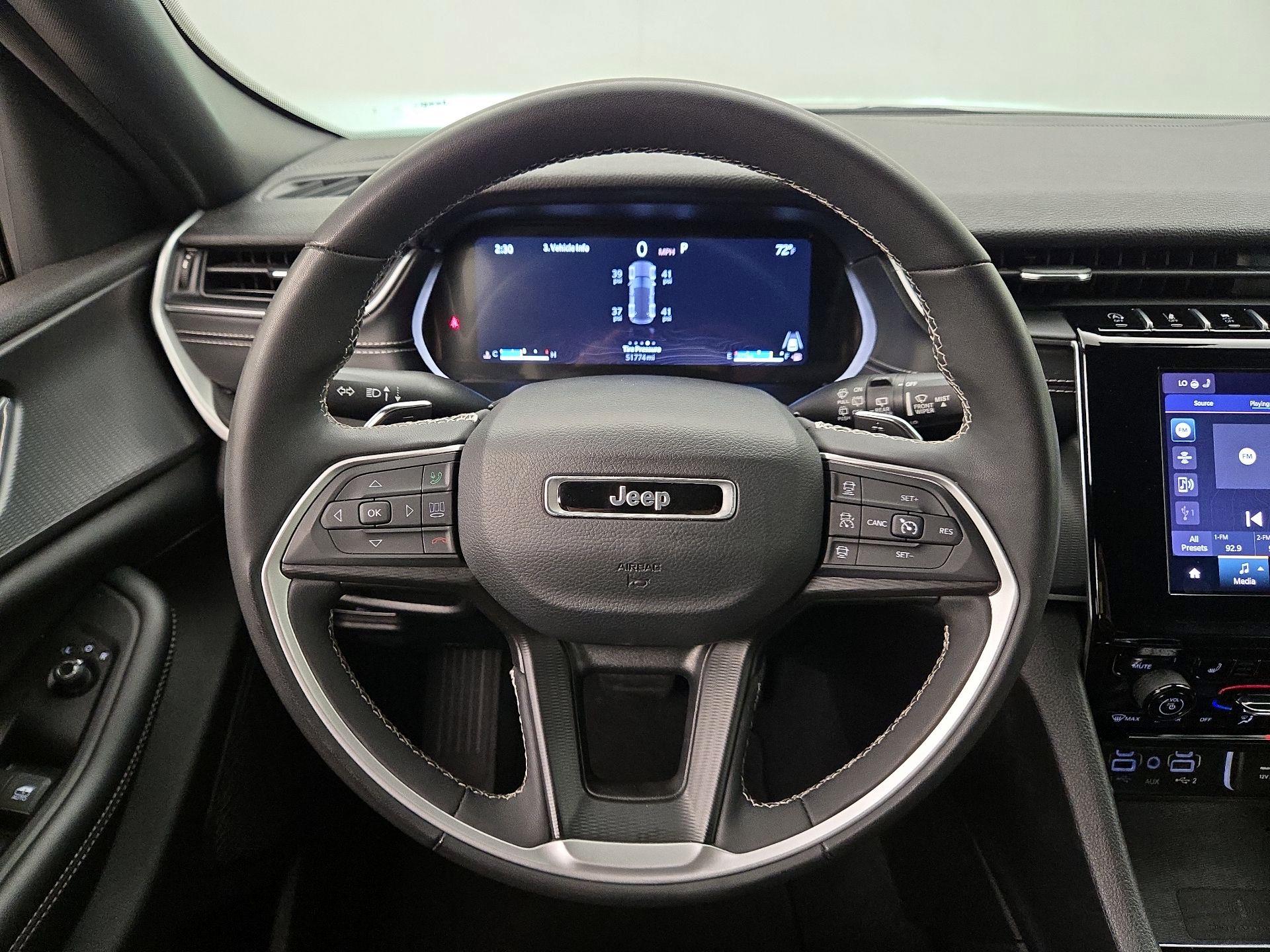 Thumbnail: 2024 Jeep Grand Cherokee - 10